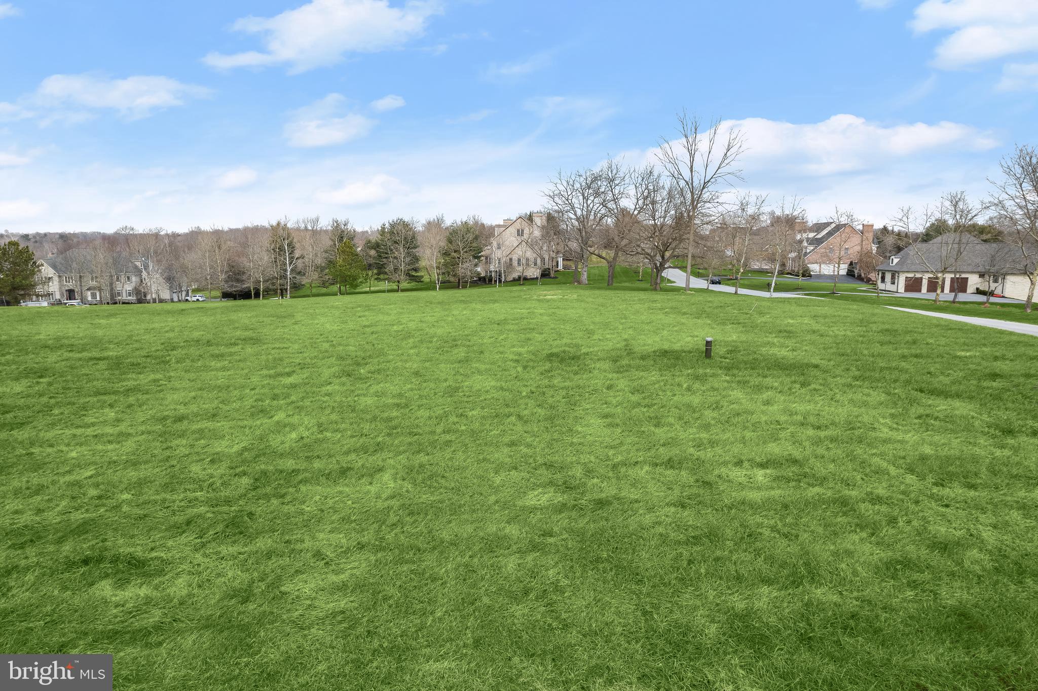 CATTAIL CREEK COUNTRY CLUB - Land