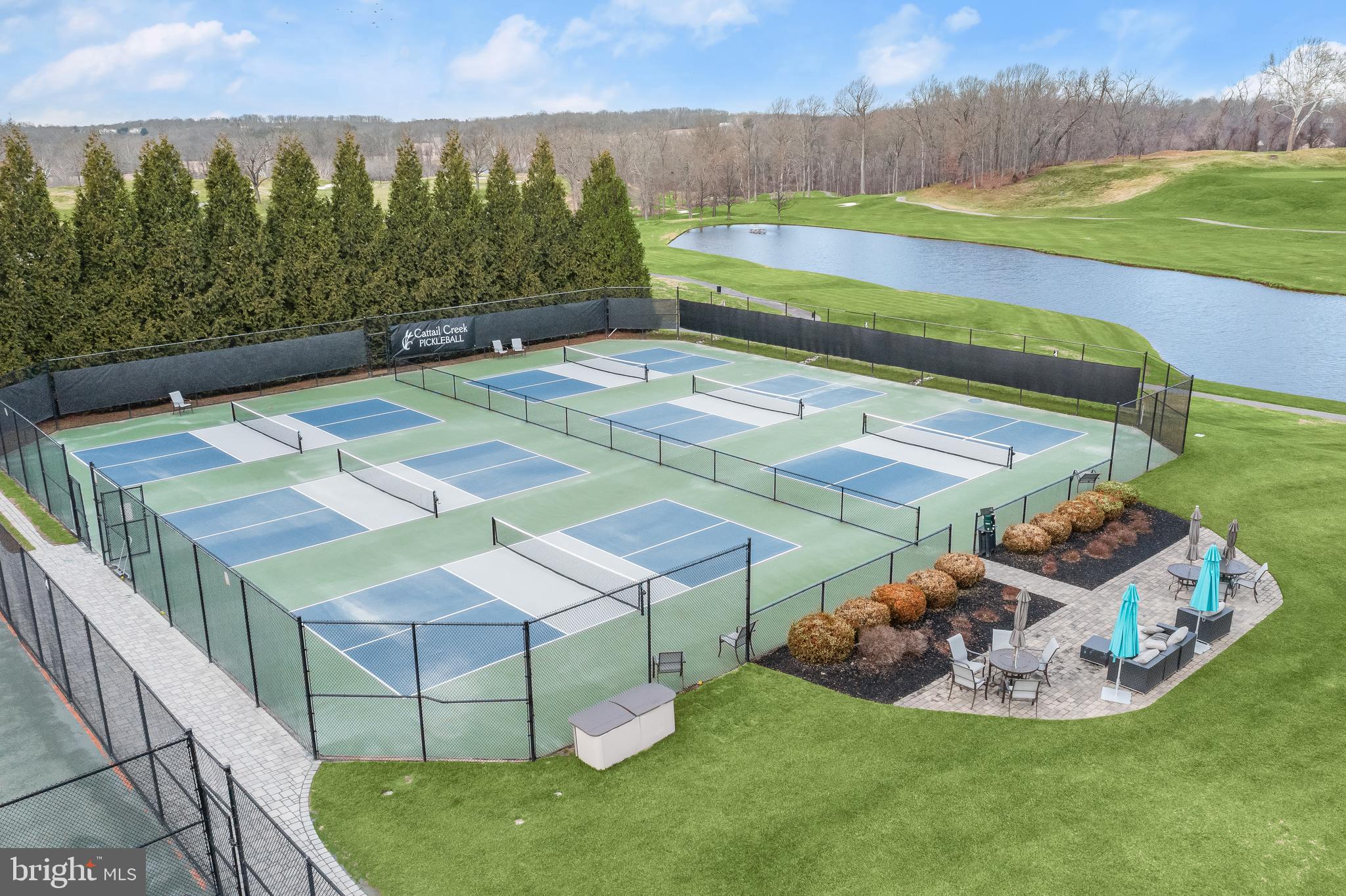 CATTAIL CREEK COUNTRY CLUB - Land