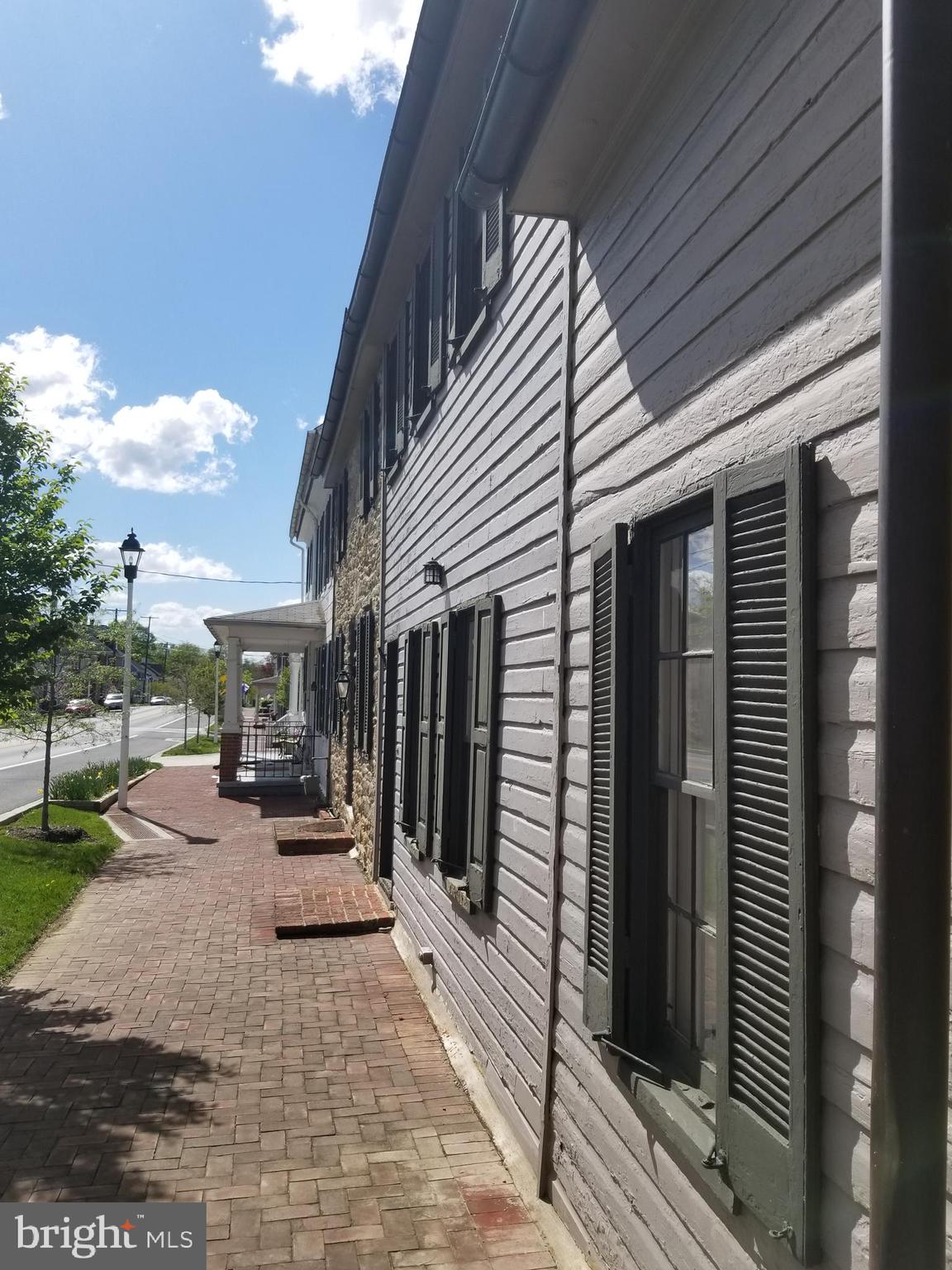 BRINKLEY MANOR - Residential