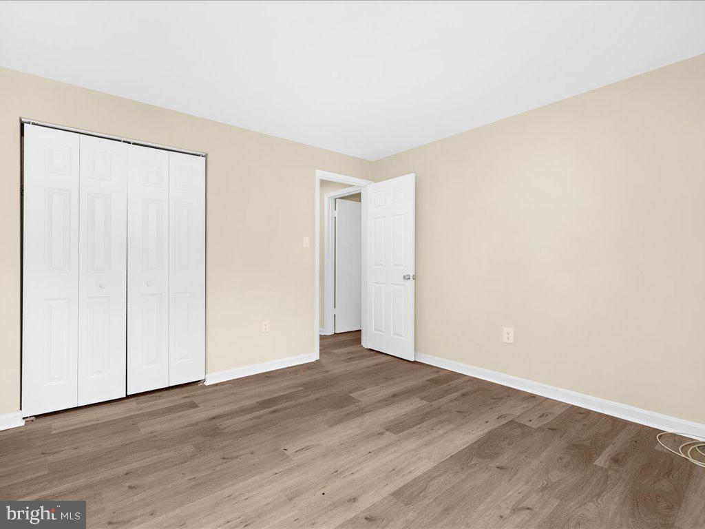 CROMWELL FOUNTAIN - Residential