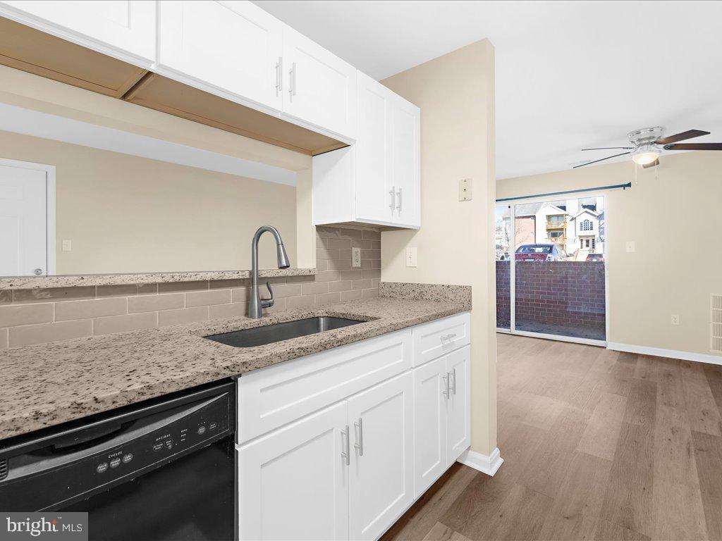 CROMWELL FOUNTAIN - Residential