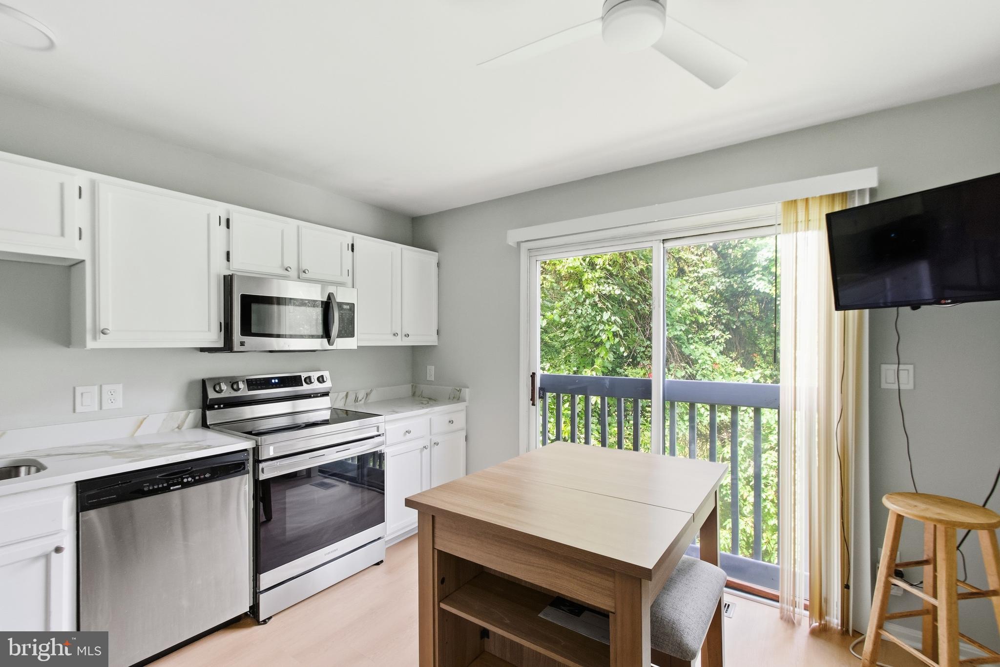 5121 S SOUTH BARNABY ROAD