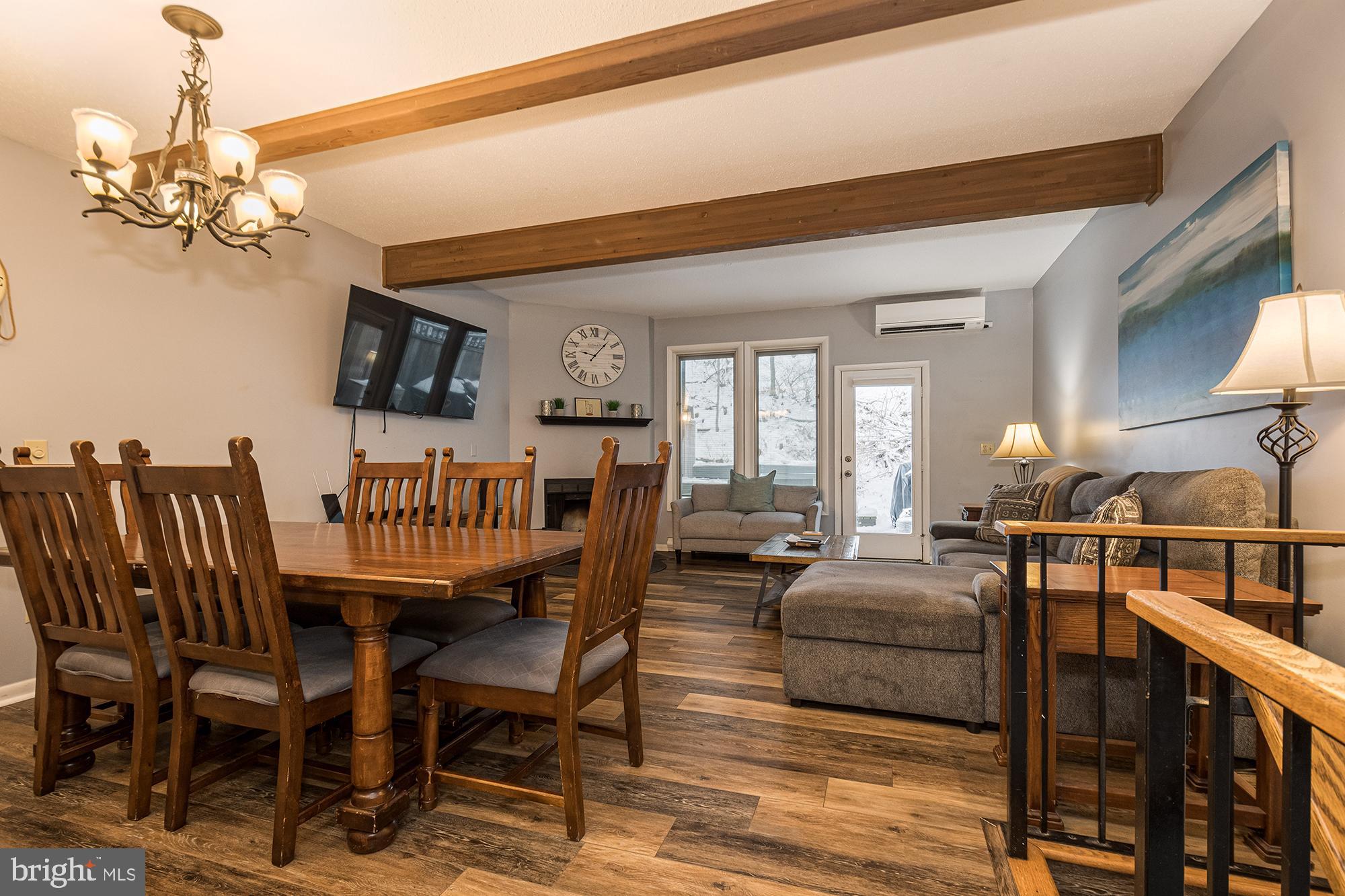 VILLAGES OF WISP - Residential