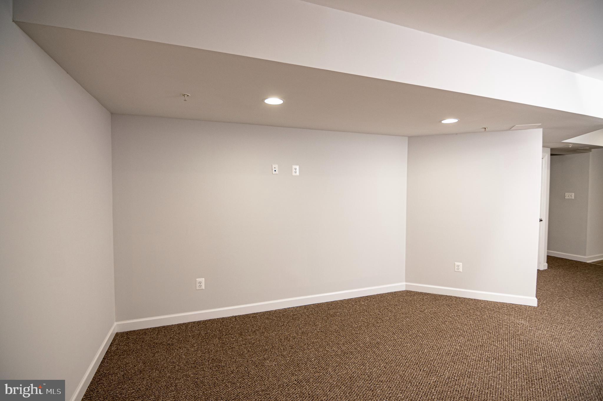 BALMORAL-PLAT 10> - Residential