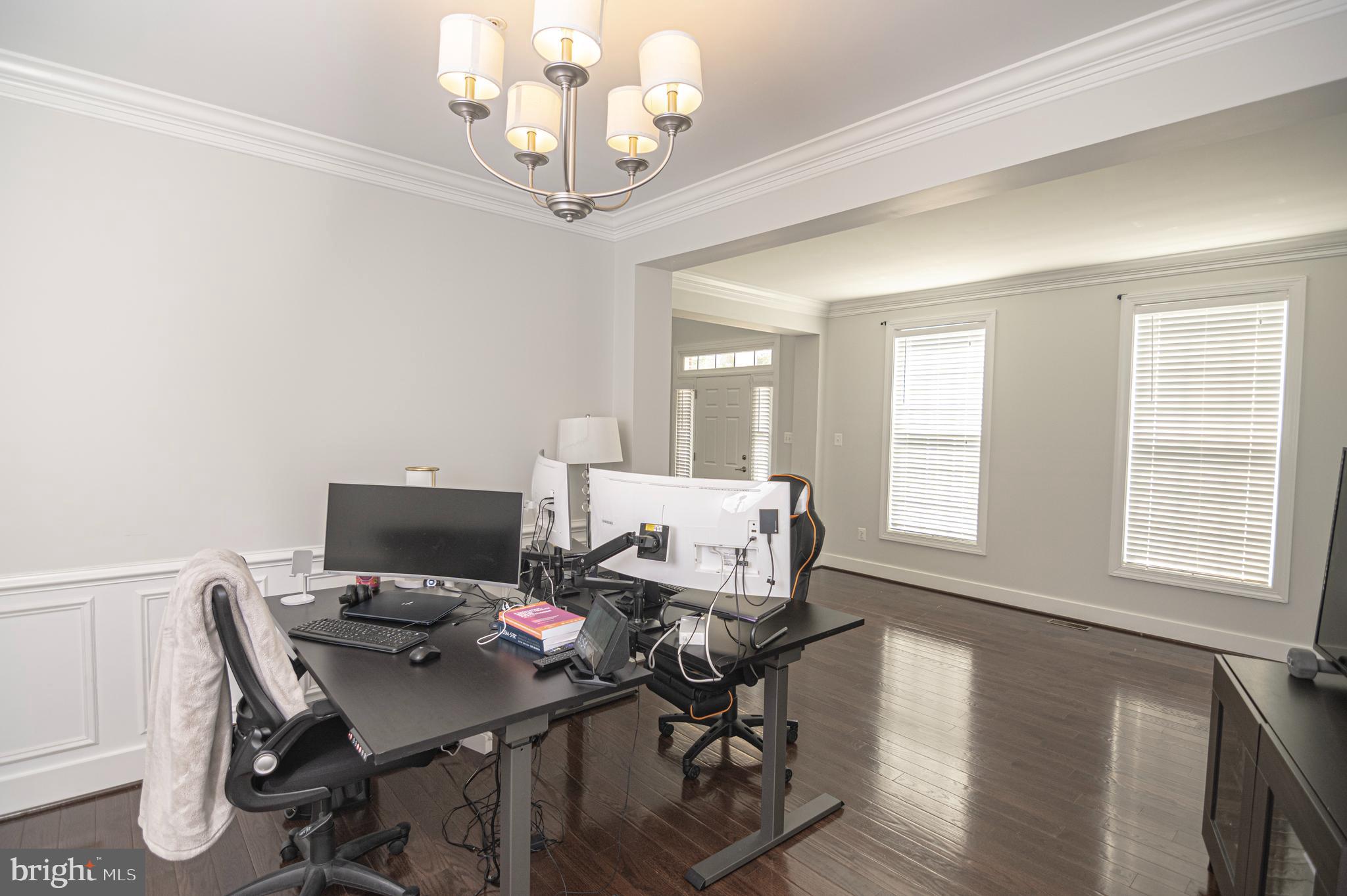 BALMORAL-PLAT 10> - Residential