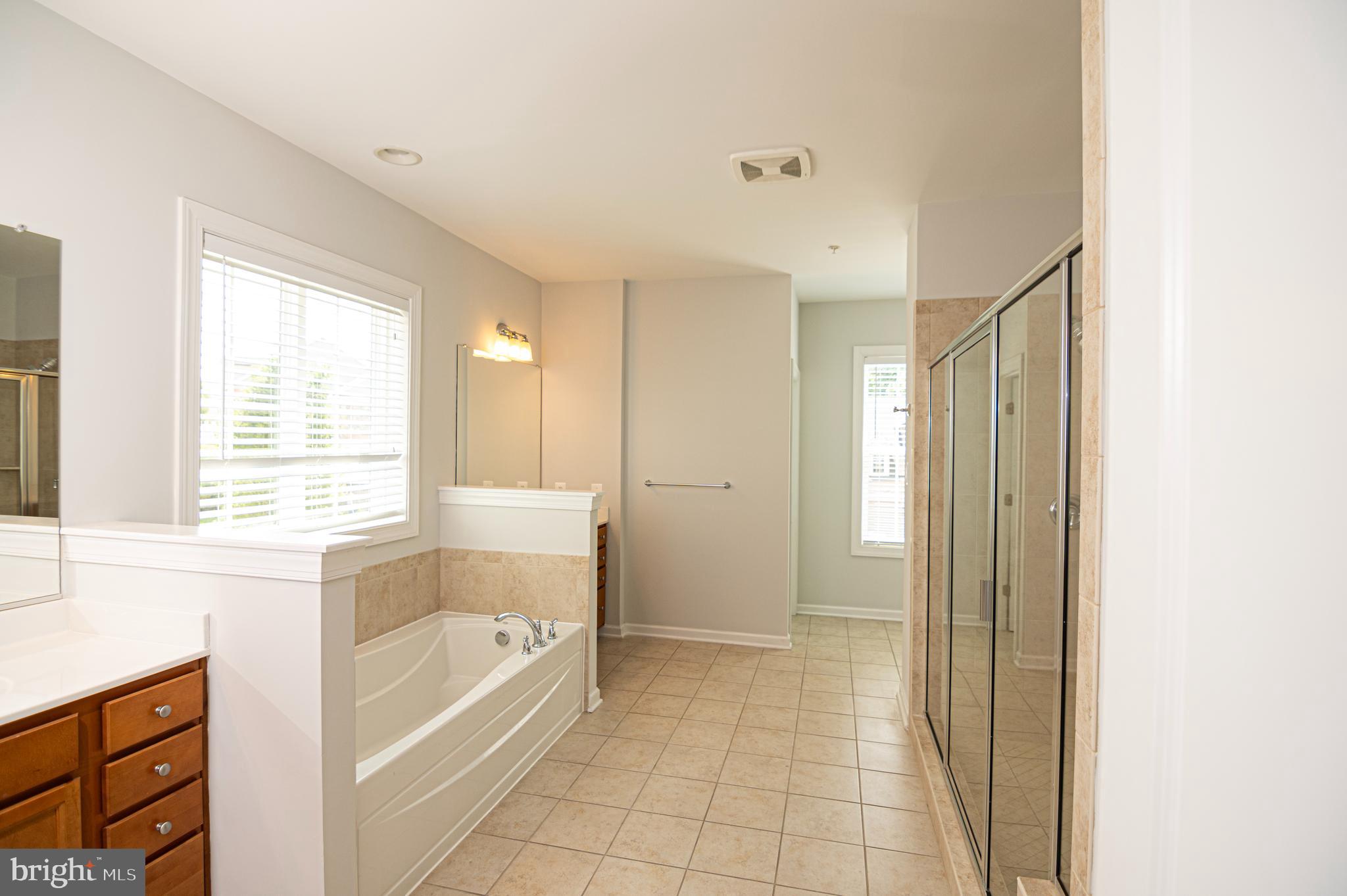 BALMORAL-PLAT 10> - Residential