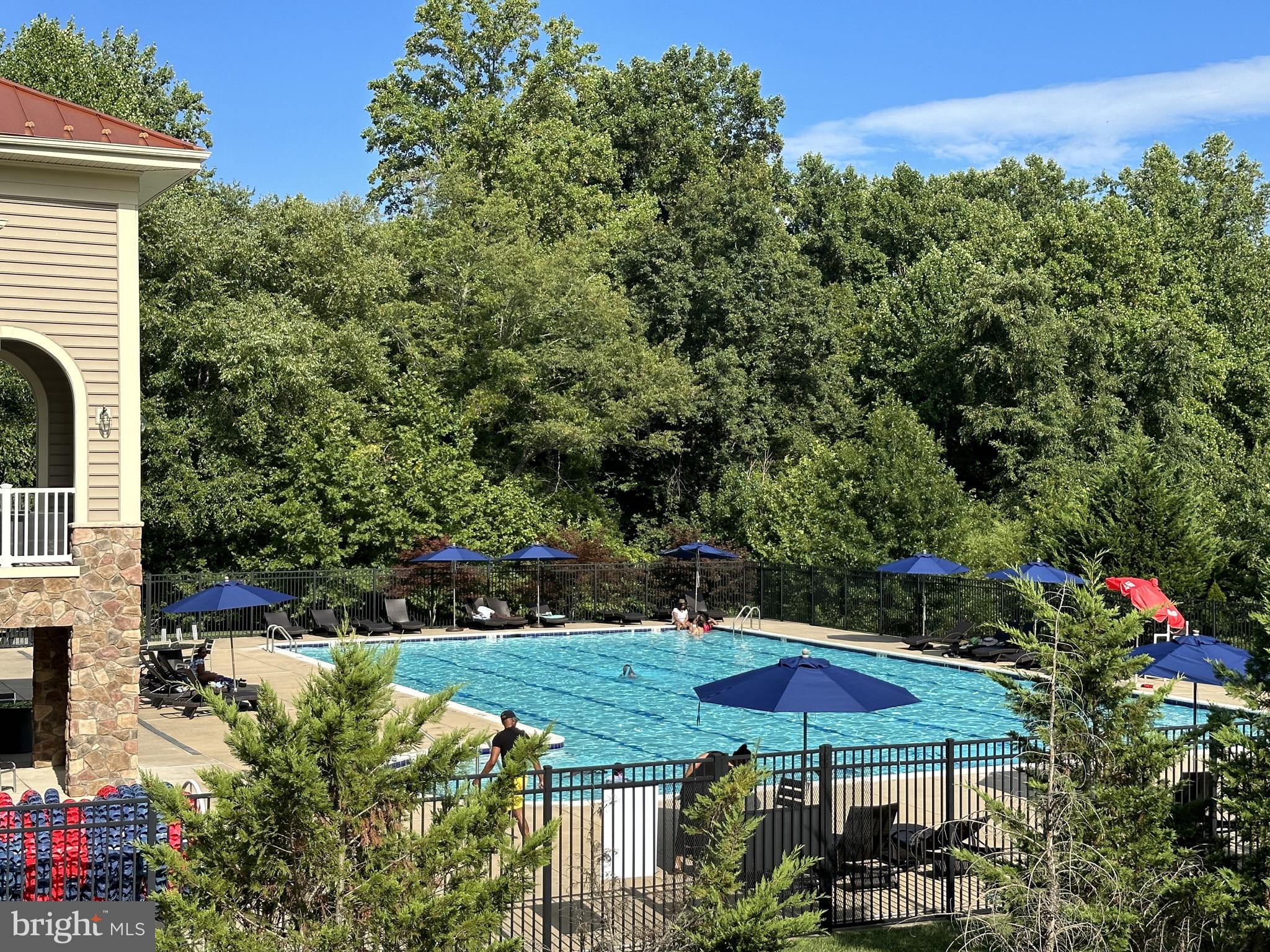 BALMORAL-PLAT 10> - Residential