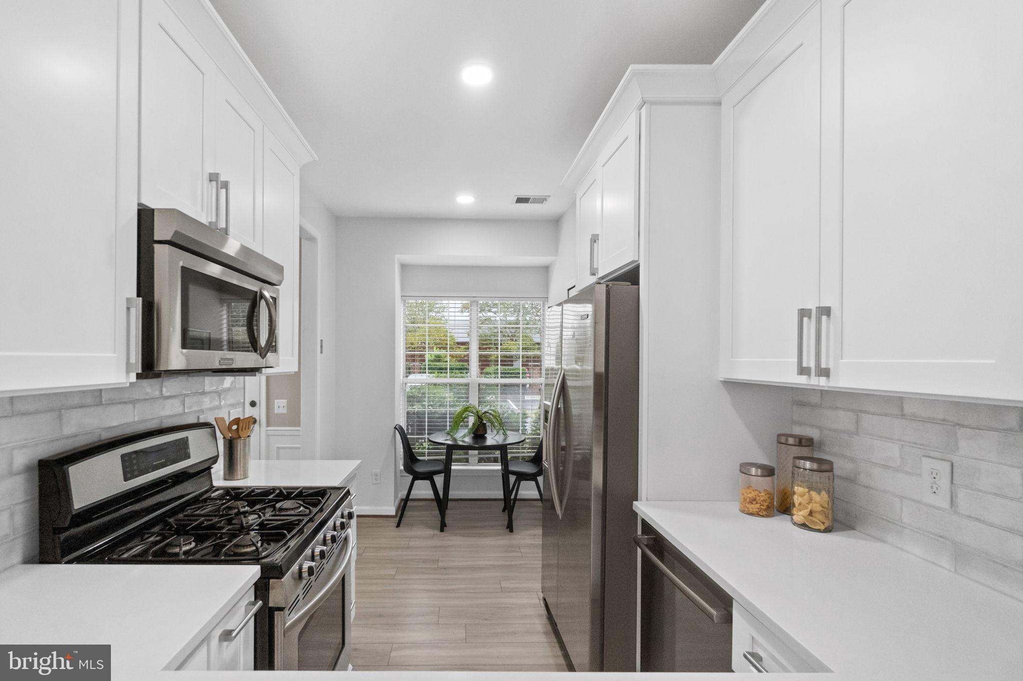 KINGSGATE - Residential