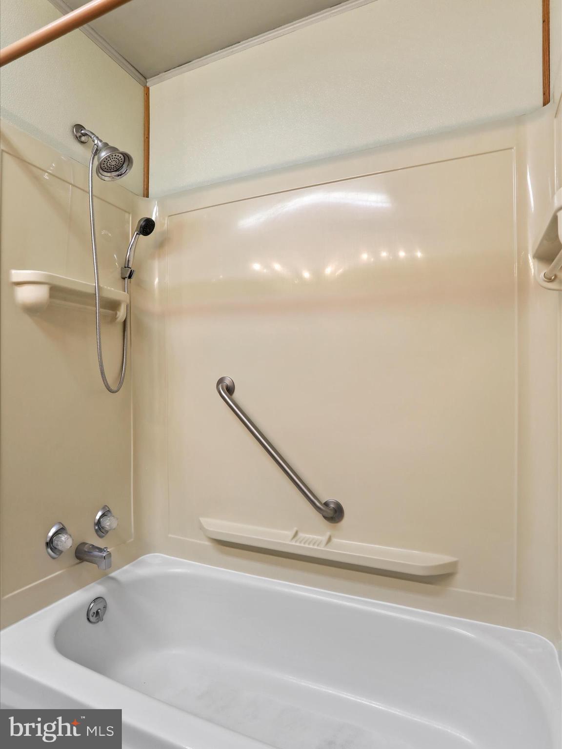 BUNKER HILL - Residential