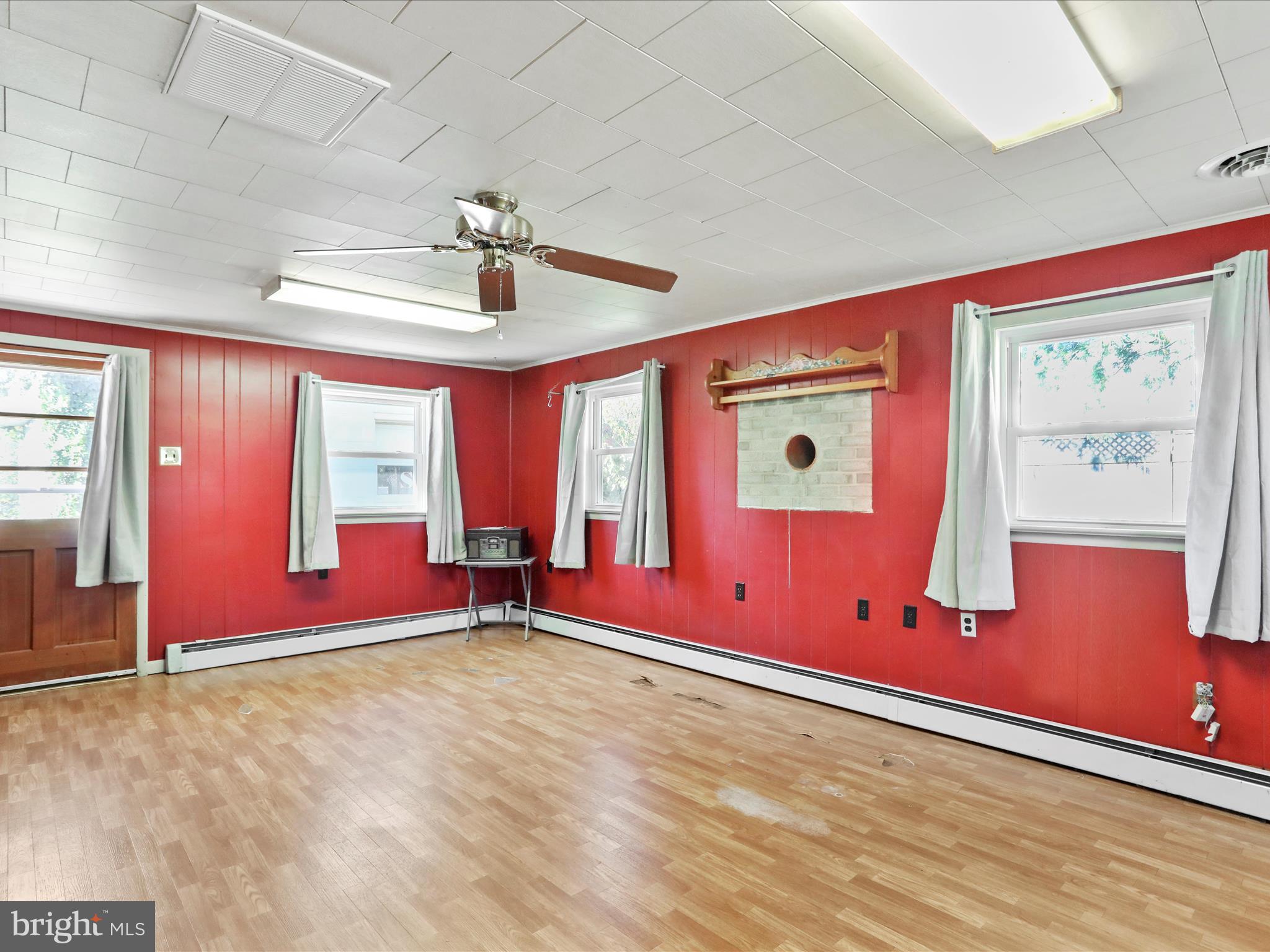 BUNKER HILL - Residential