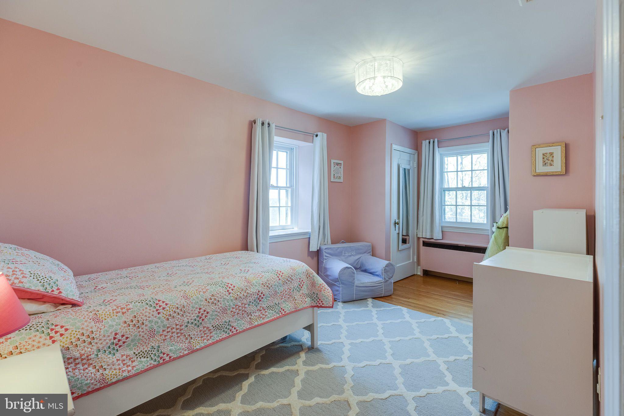 COLLEGE PARK - Residential