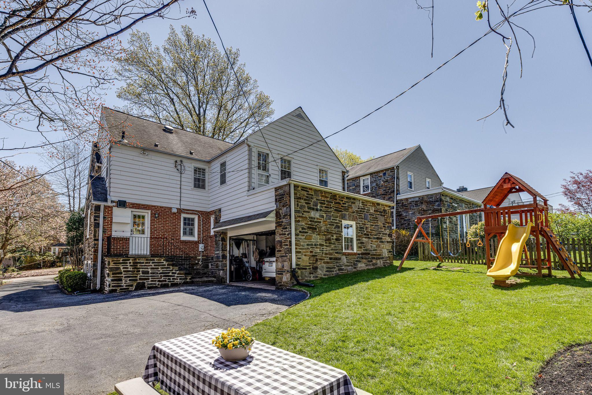 COLLEGE PARK - Residential