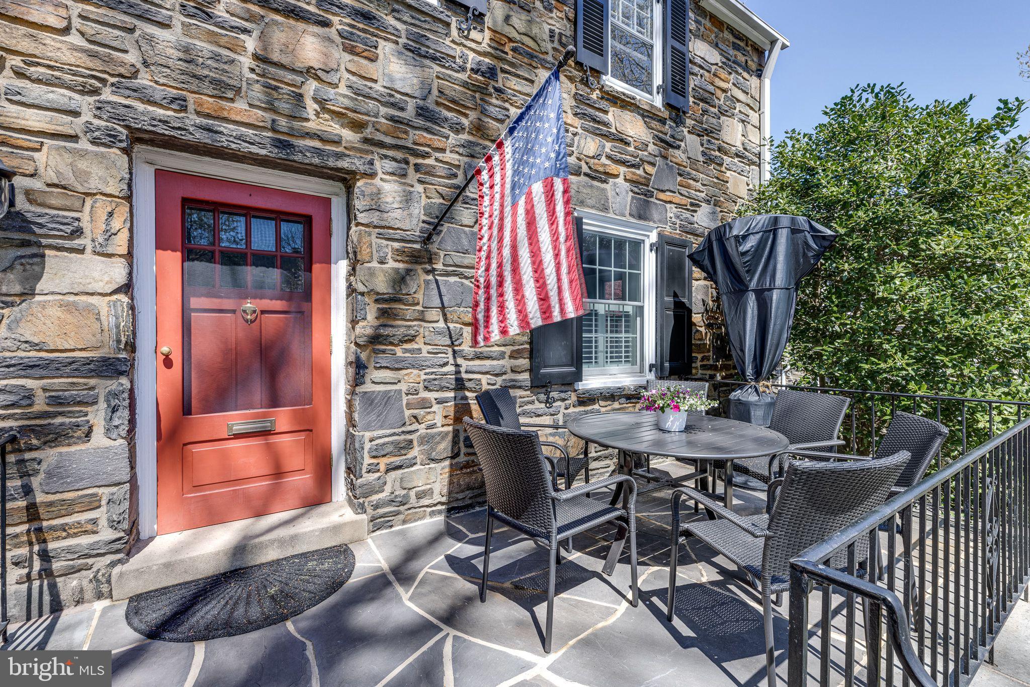 COLLEGE PARK - Residential