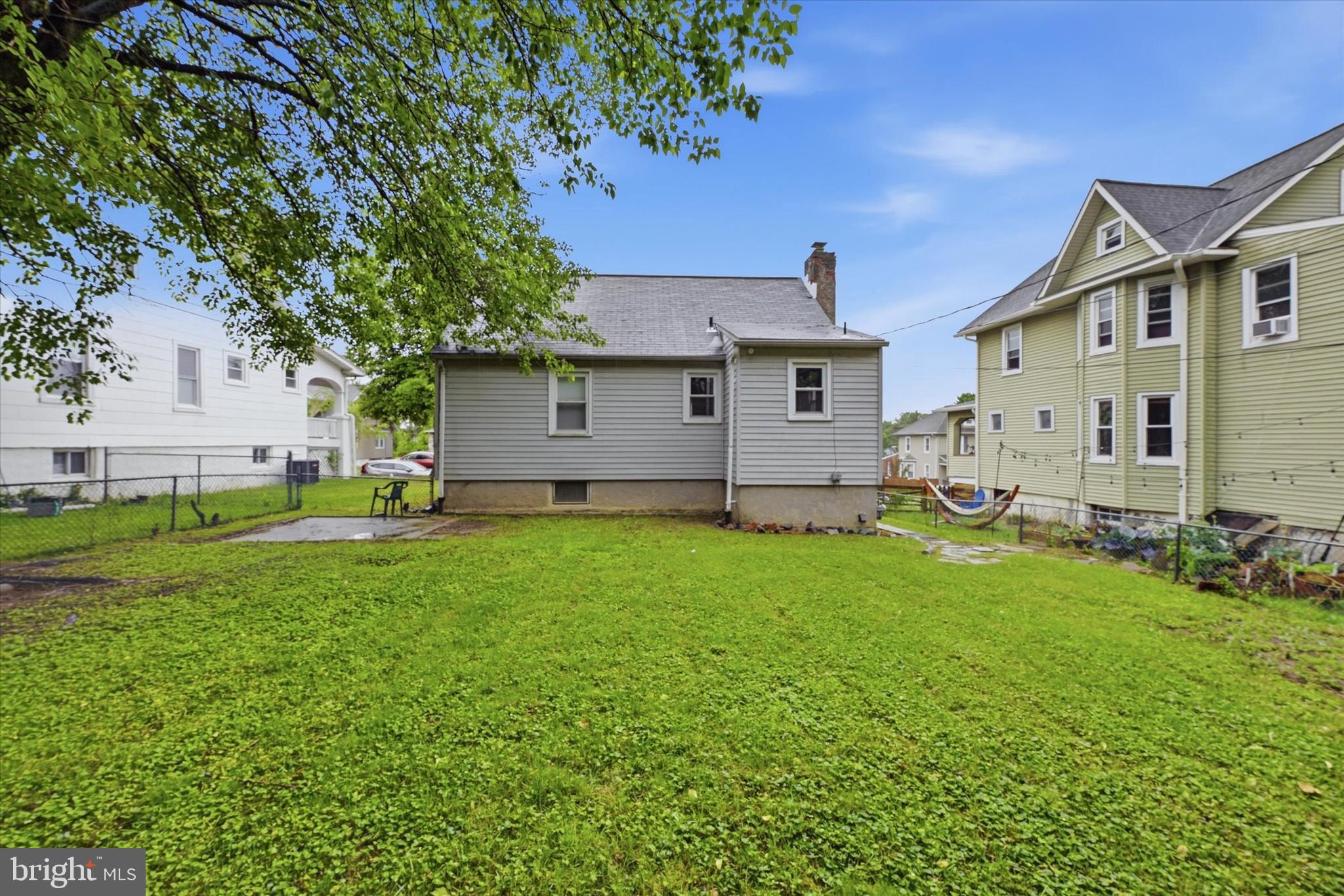 HAMILTON - Residential