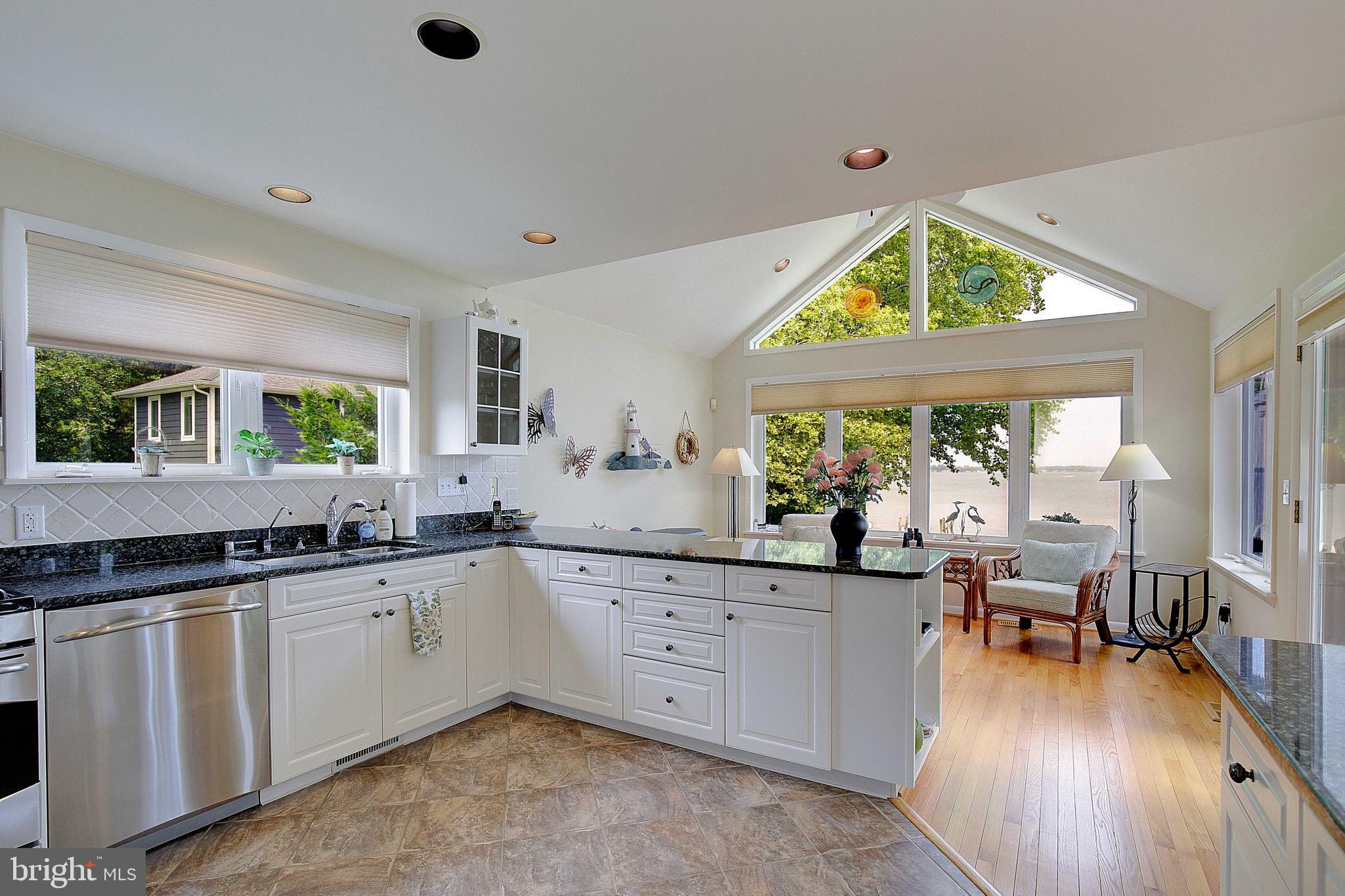 CAPE ST CLAIRE - Residential