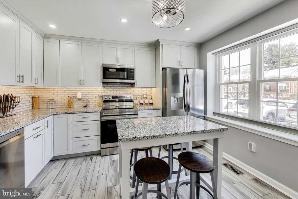 Photo of 35 Wellspring Circle, OWINGS MILLS, MD 21117 (MLS # MDBC2151270)