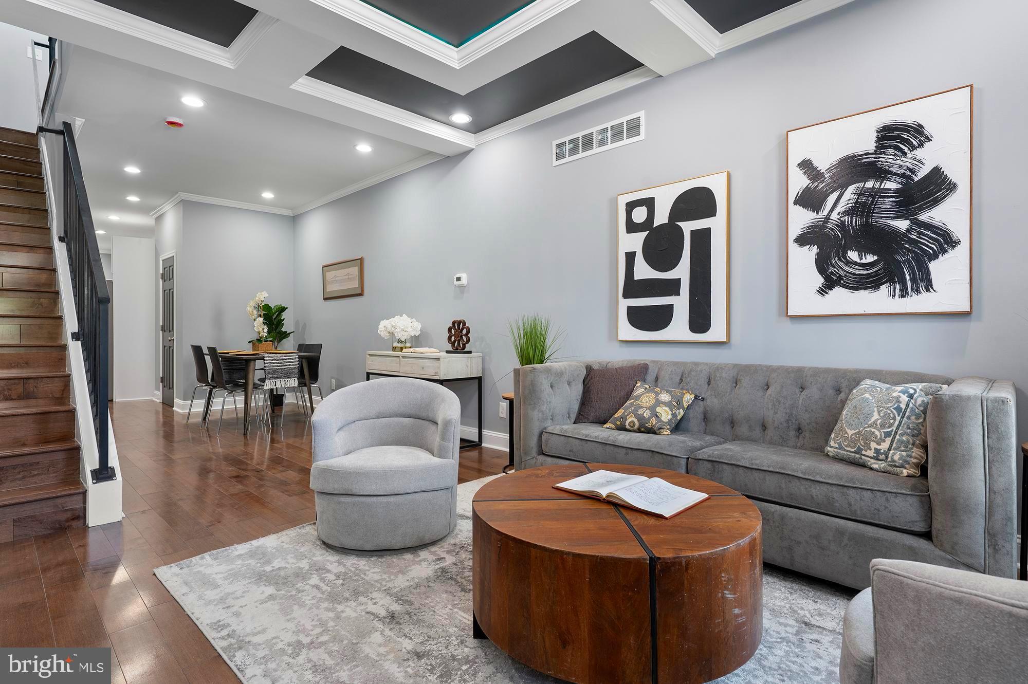 BROADWAY EAST - Residential