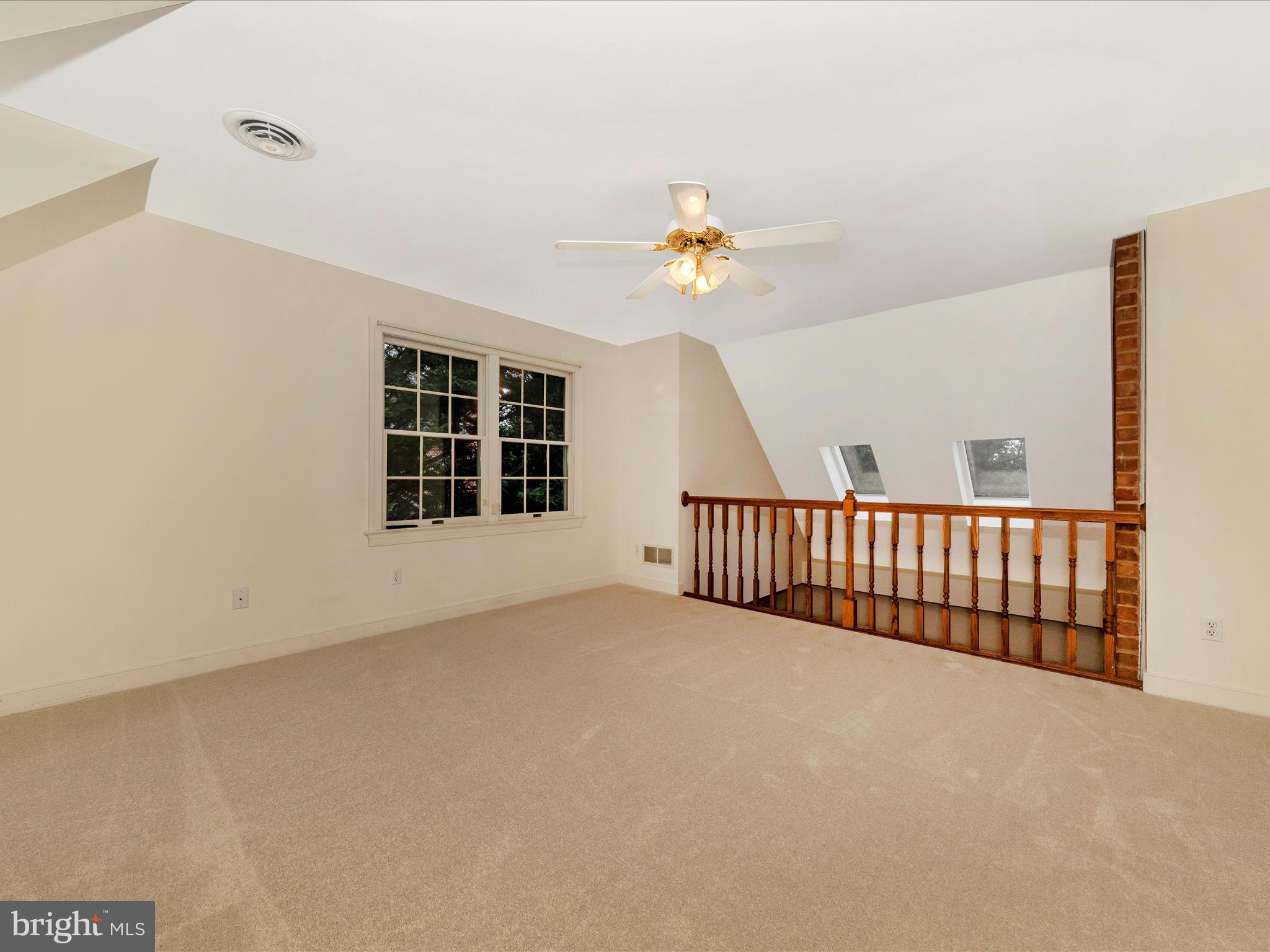 FOUNTAIN HEAD - Residential Lease