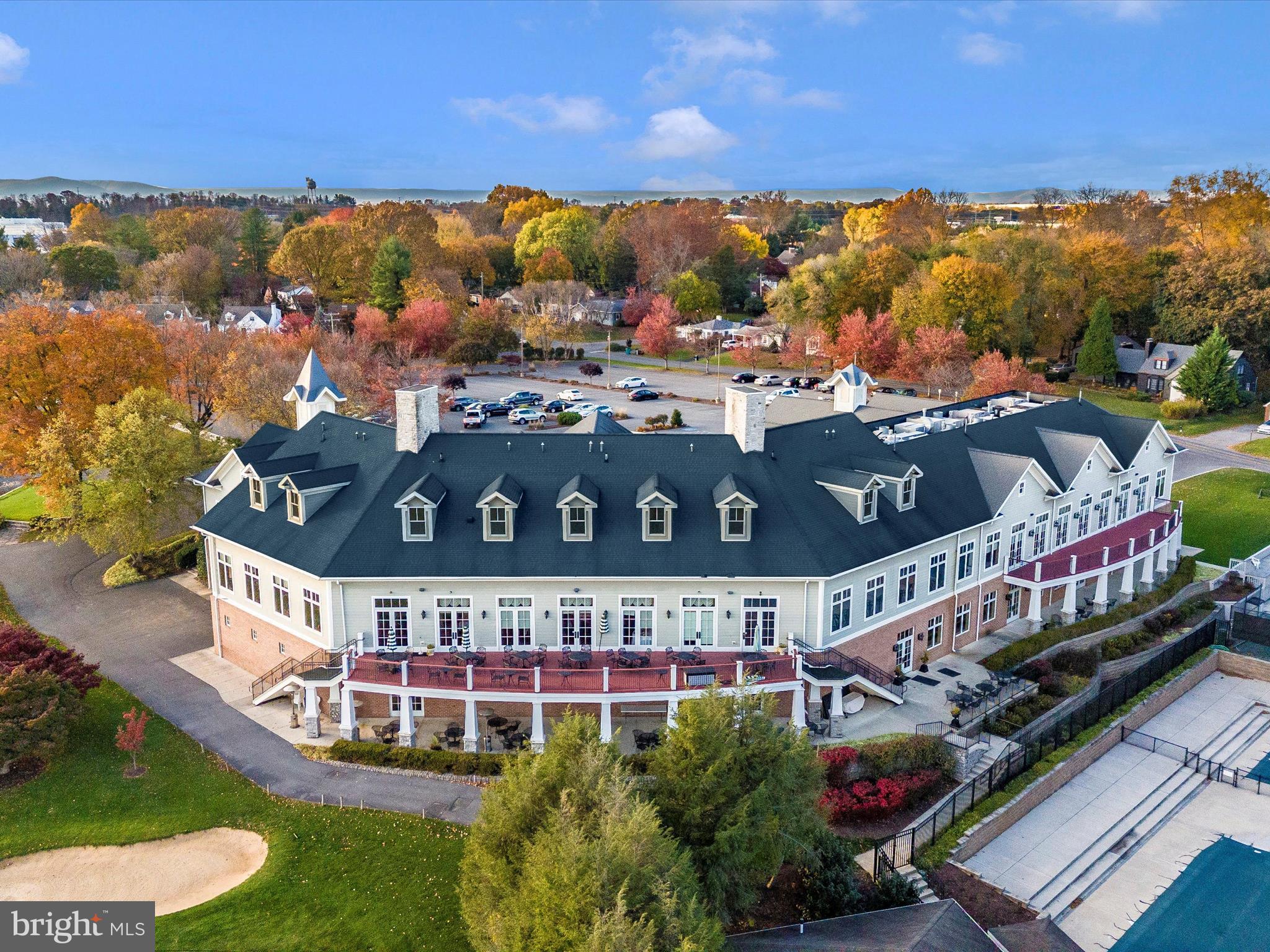 FOUNTAIN HEAD - Residential Lease