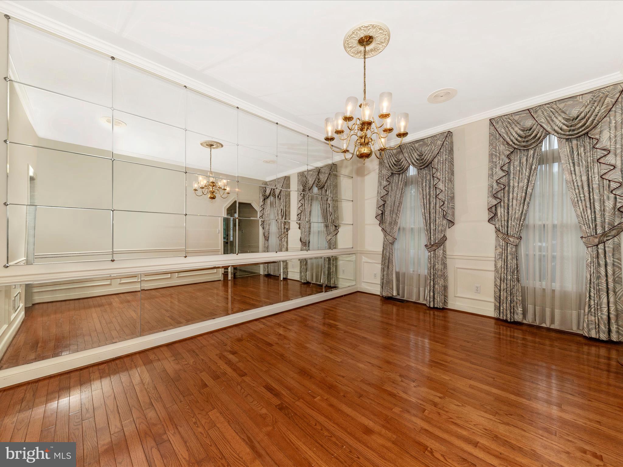 FOUNTAIN HEAD - Residential Lease