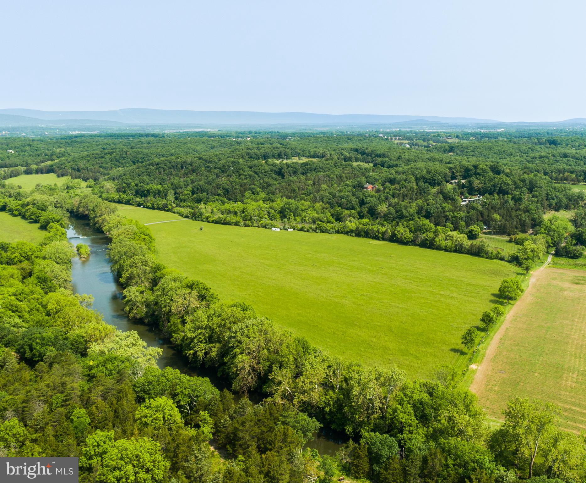 CREST RIVER FARMS - Residential