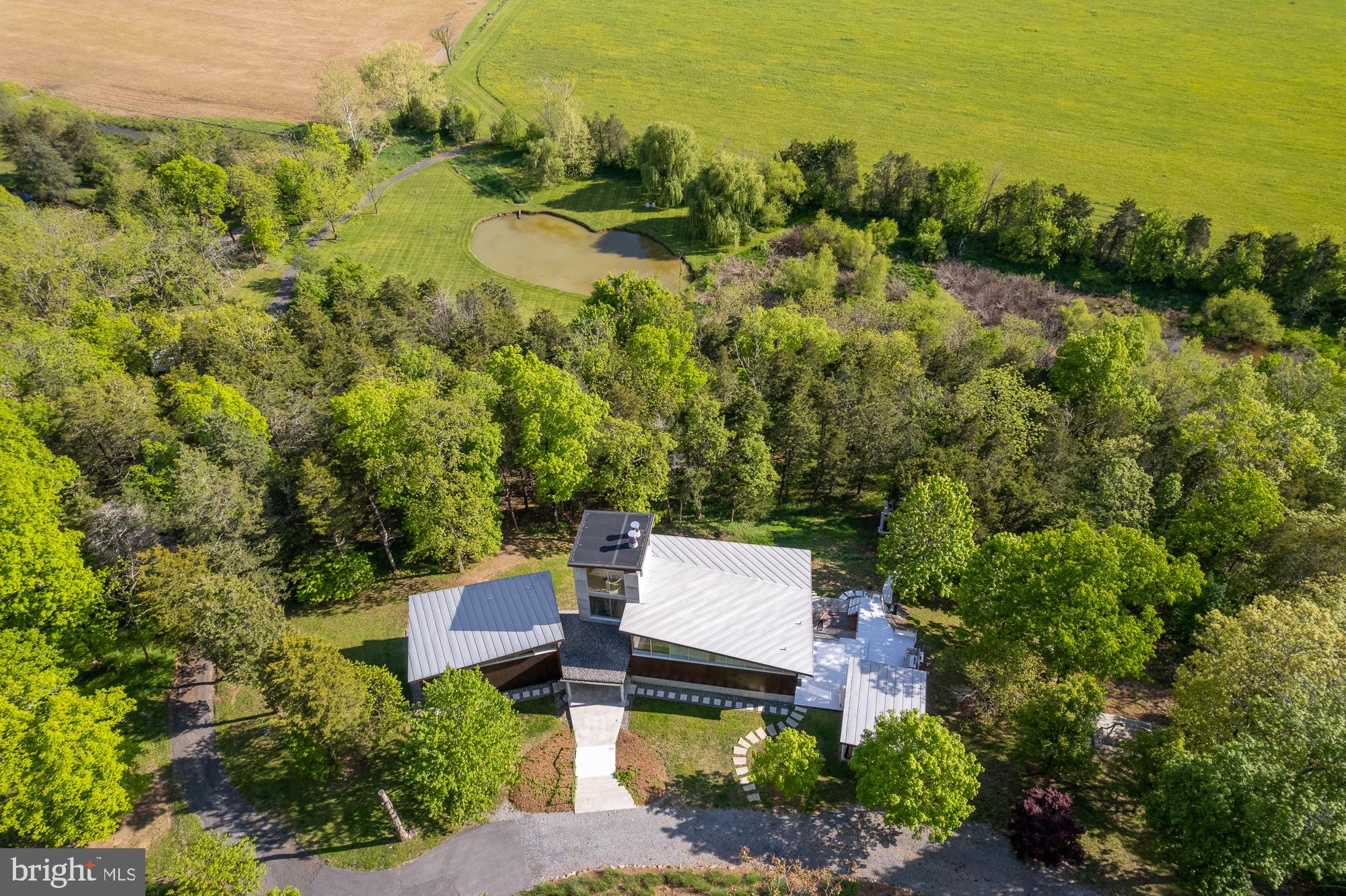 CREST RIVER FARMS - Residential