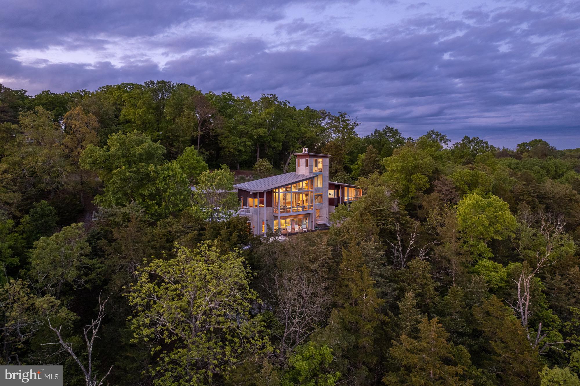 CREST RIVER FARMS - Residential