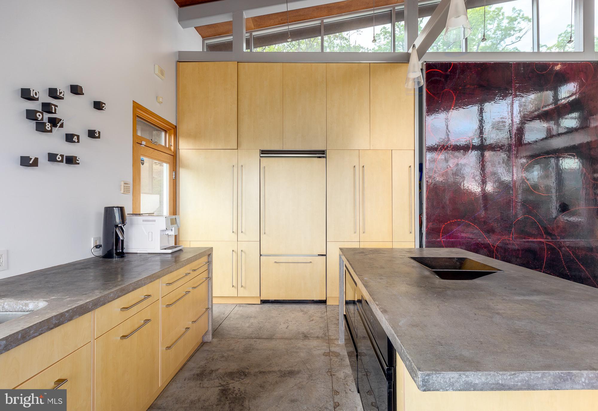 CREST RIVER FARMS - Residential