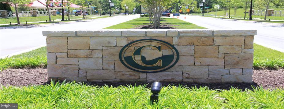 CREEKSIDE VILLAGE - Residential