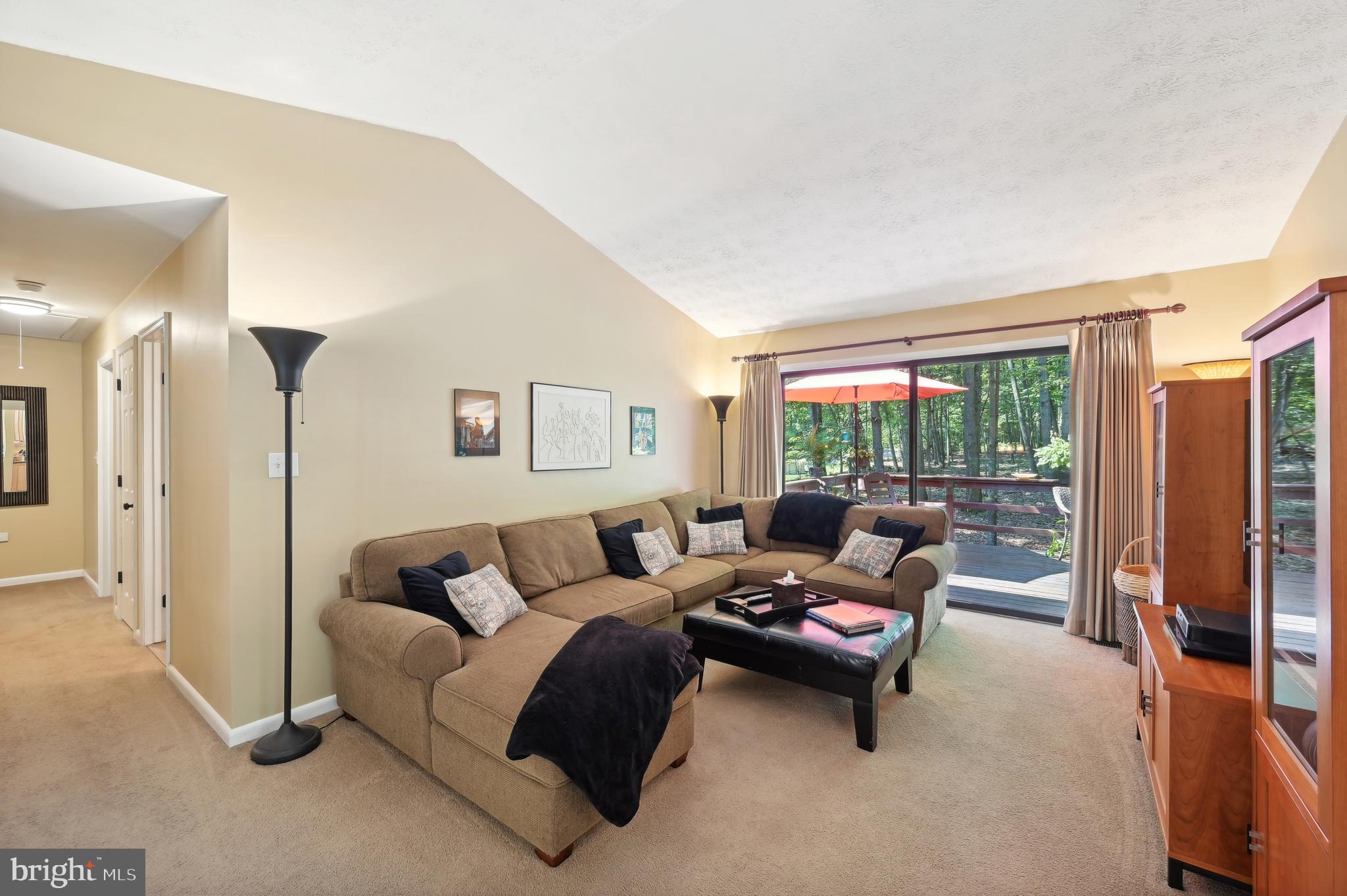 BRETTON WOODS - Residential