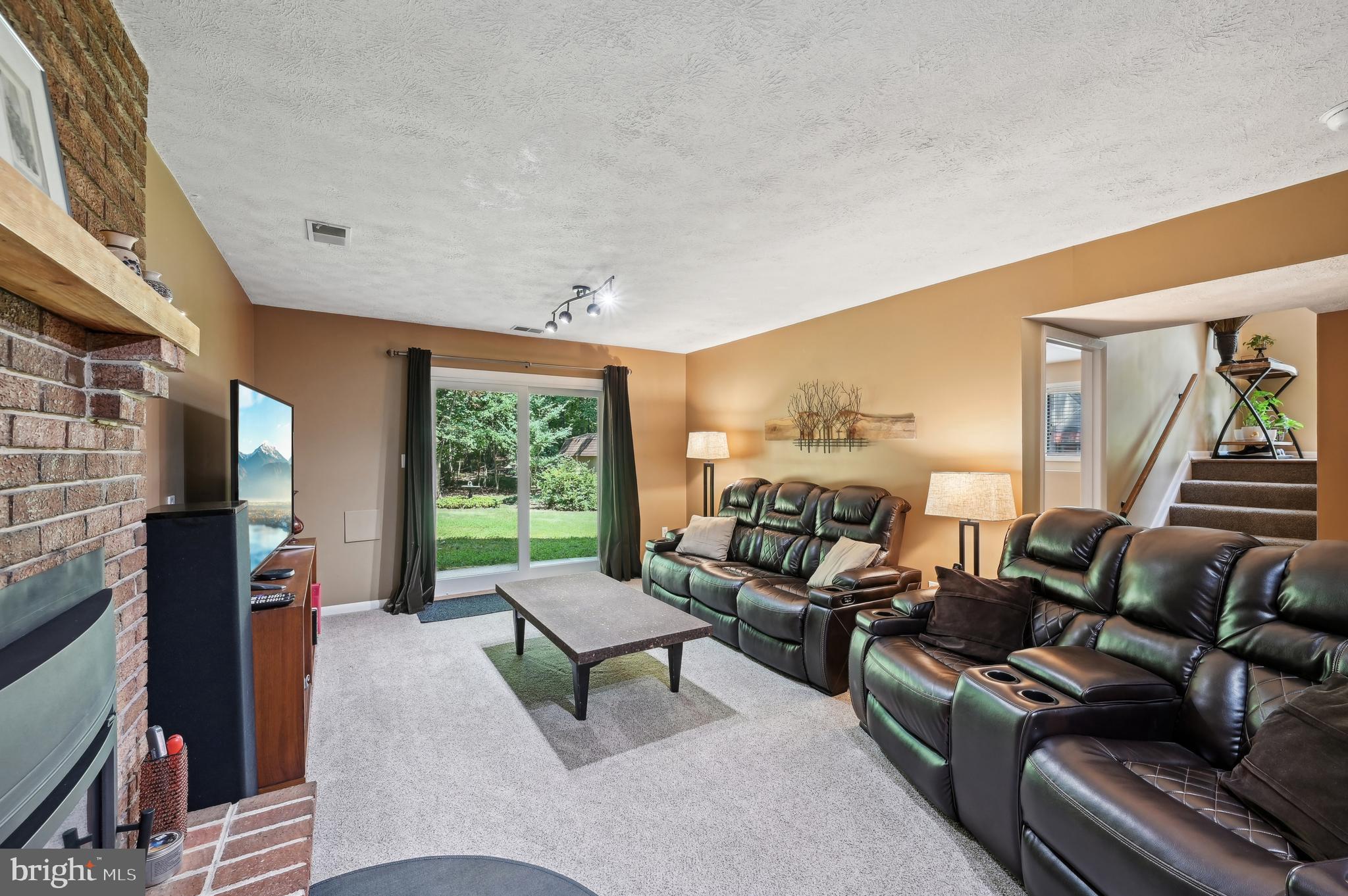 BRETTON WOODS - Residential