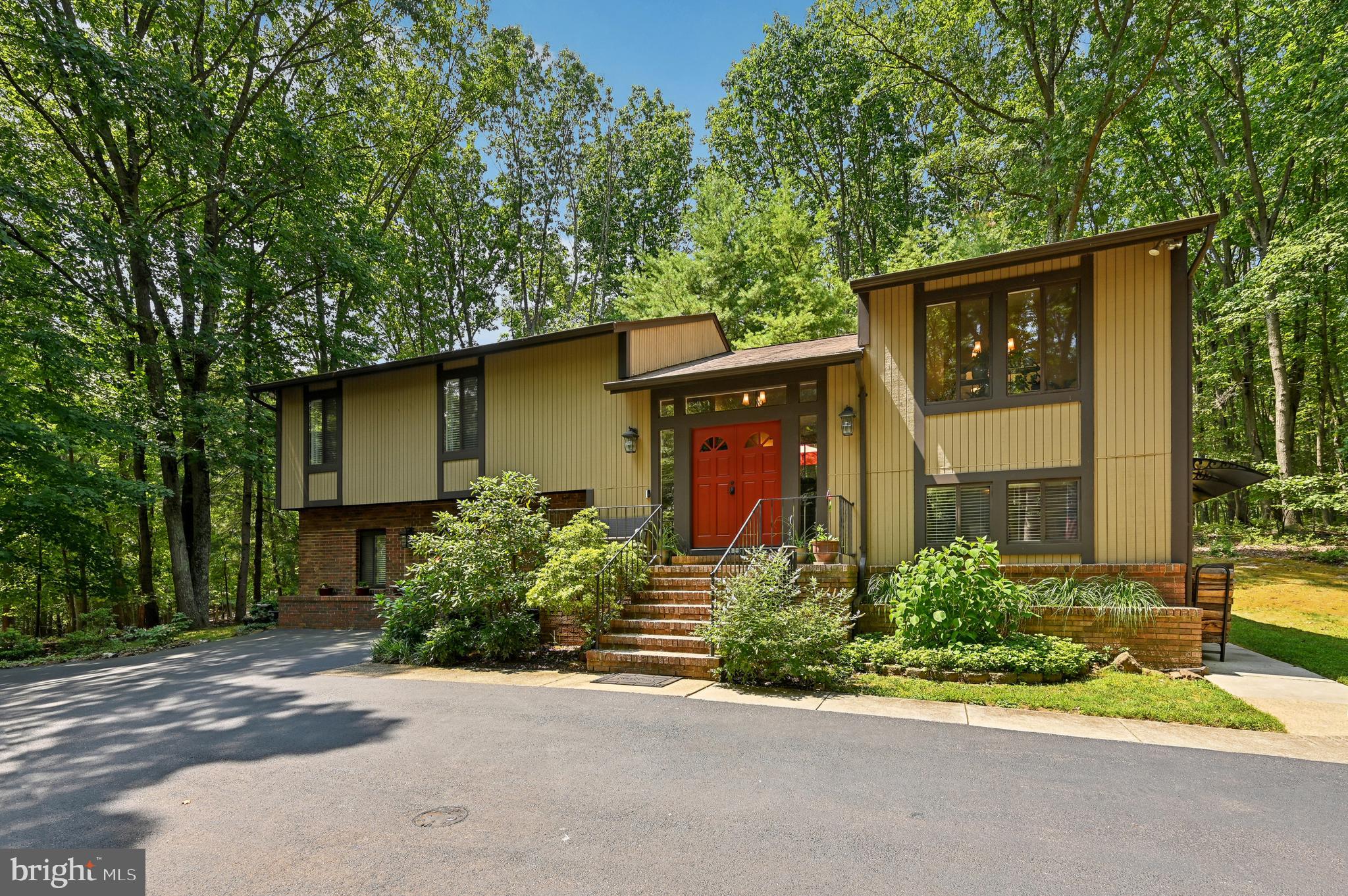 BRETTON WOODS - Residential