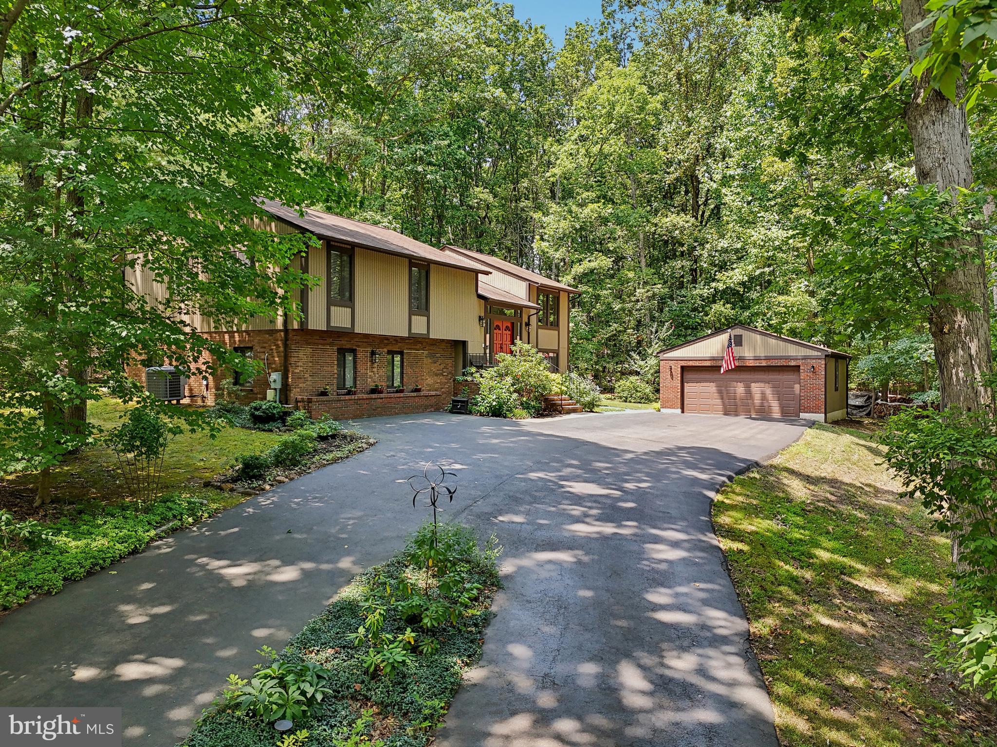 BRETTON WOODS - Residential