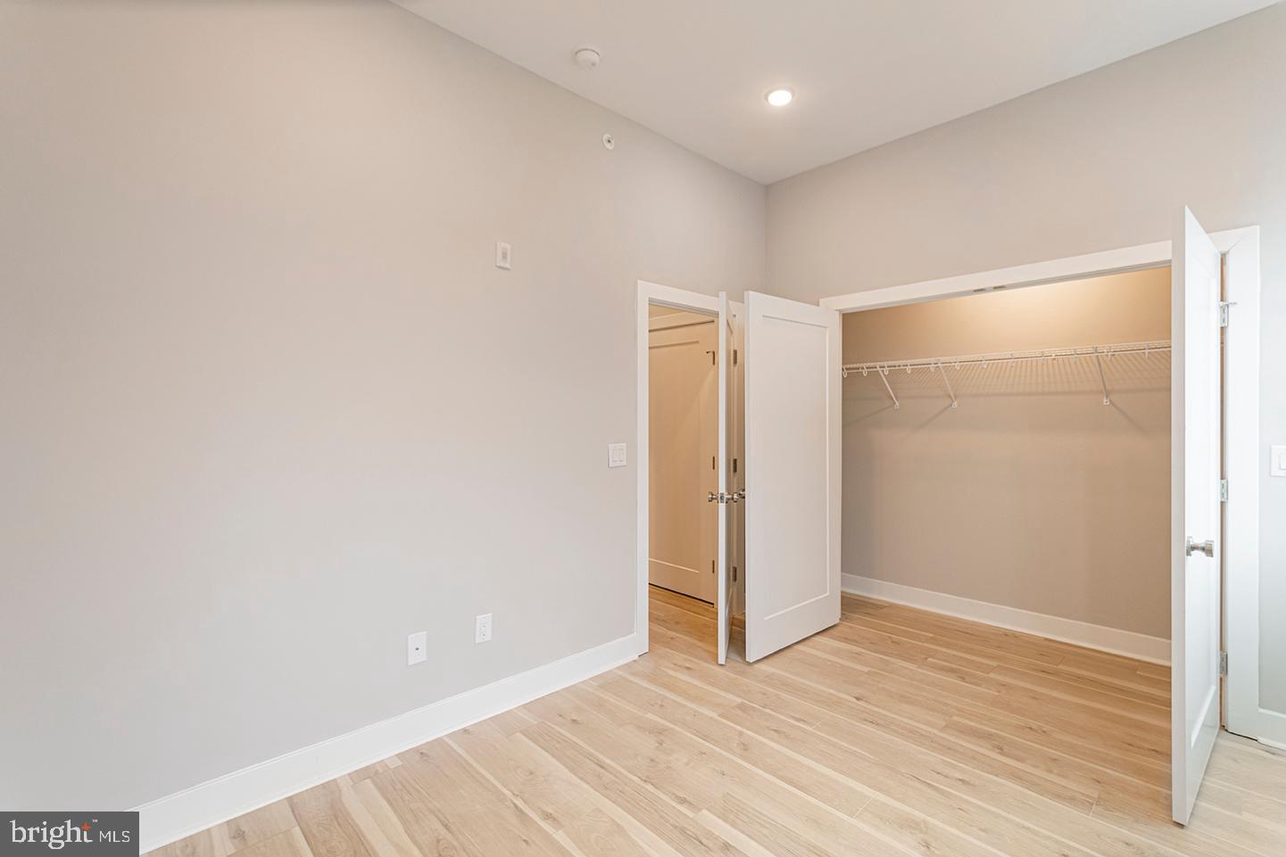 TEMPLE UNIVERSITY - Residential Lease
