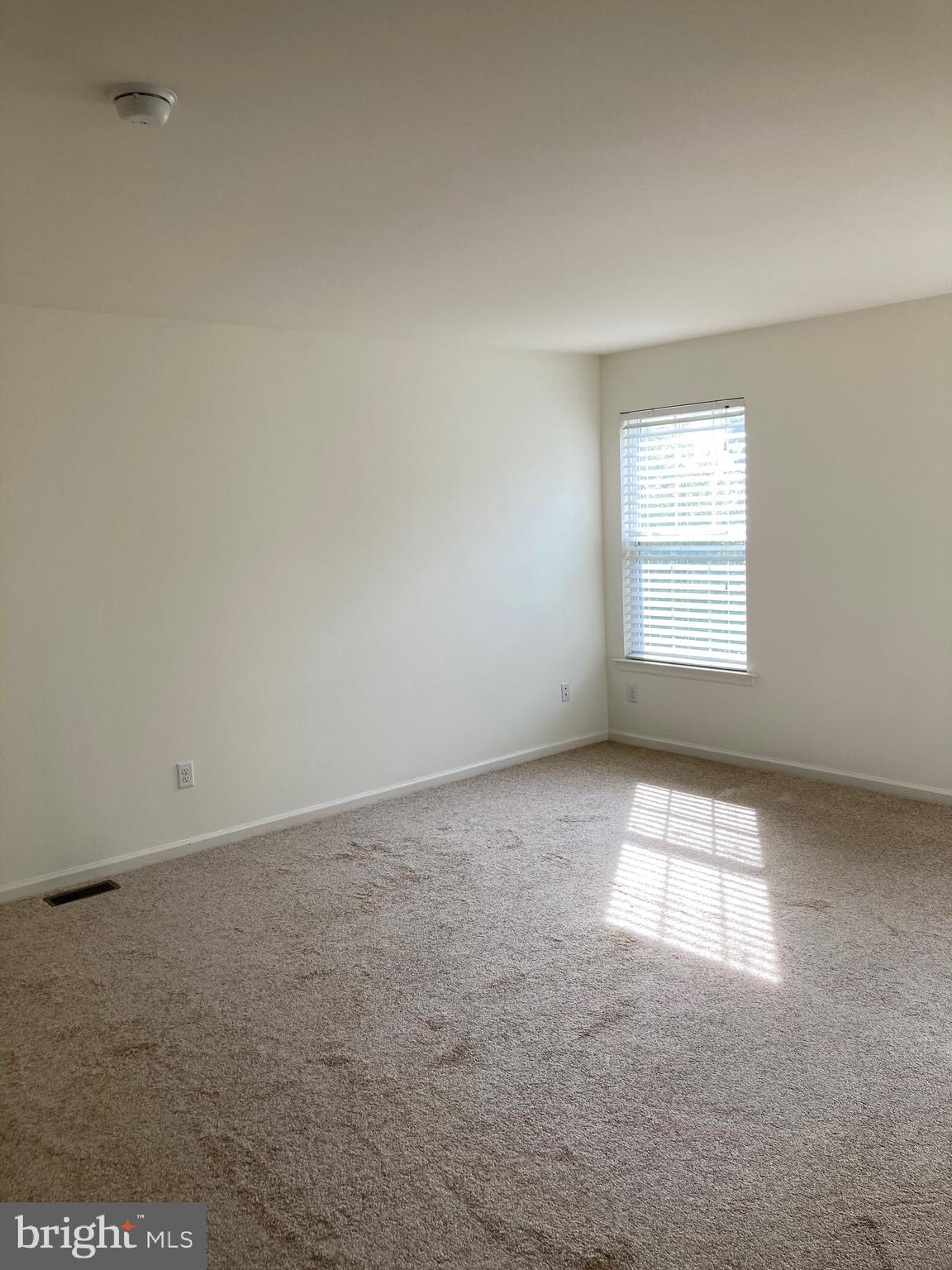 TOWNS EDGE - Residential