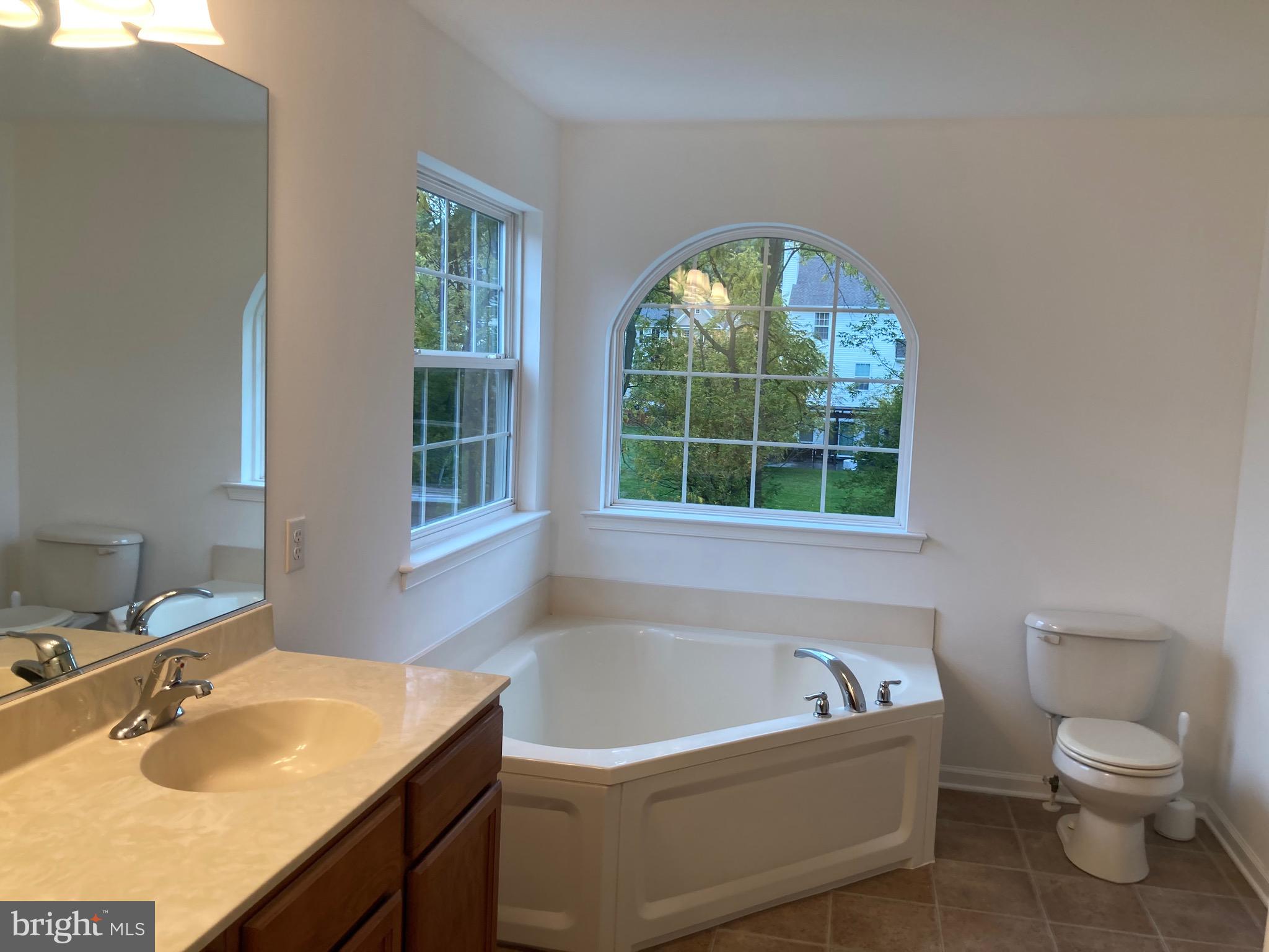 TOWNS EDGE - Residential