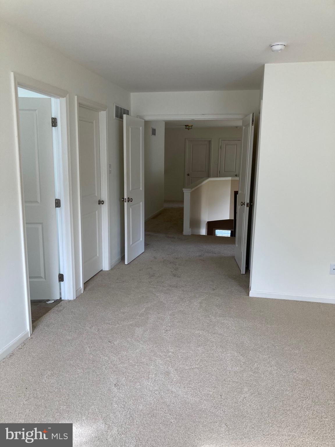 TOWNS EDGE - Residential