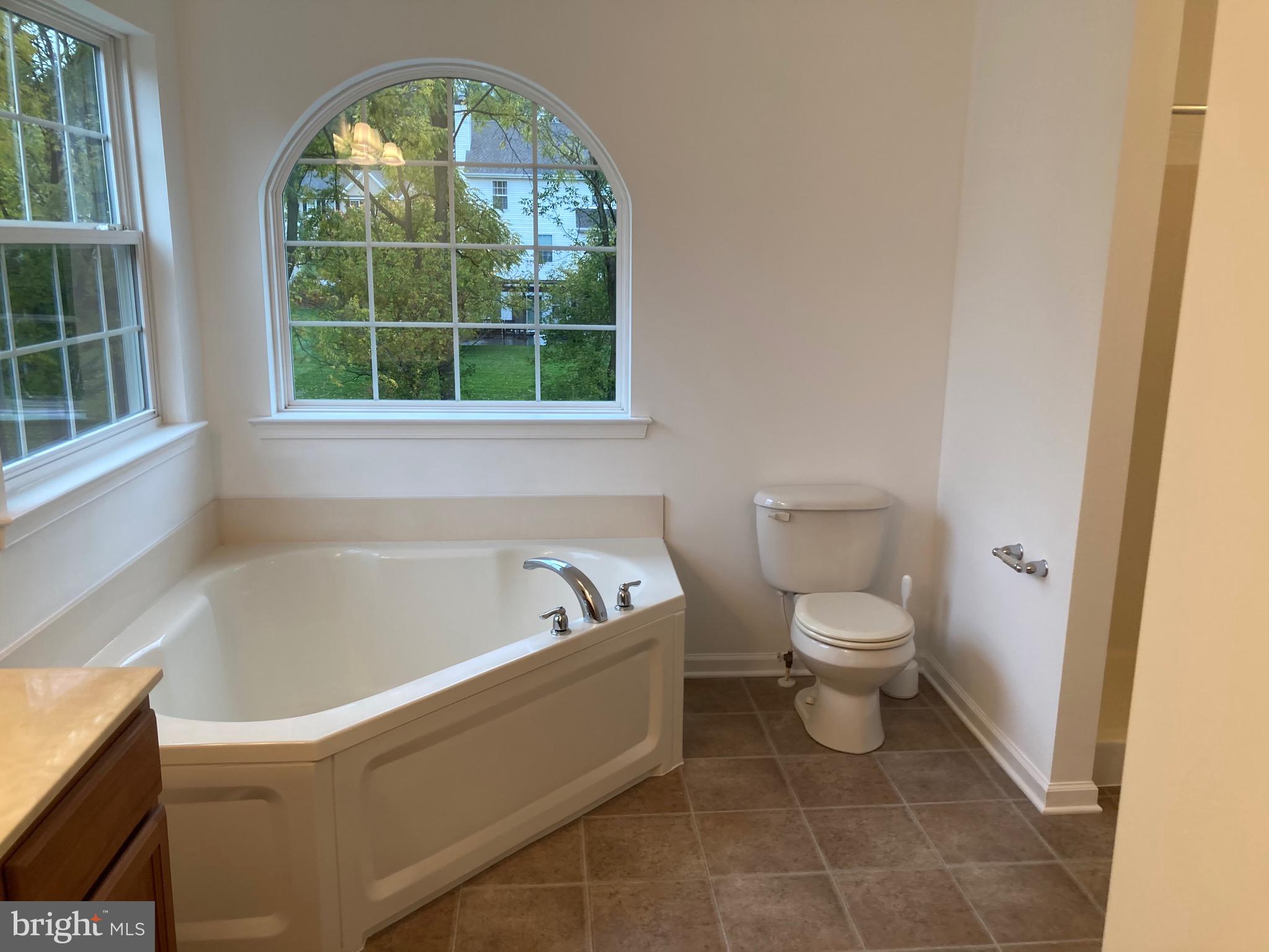 TOWNS EDGE - Residential