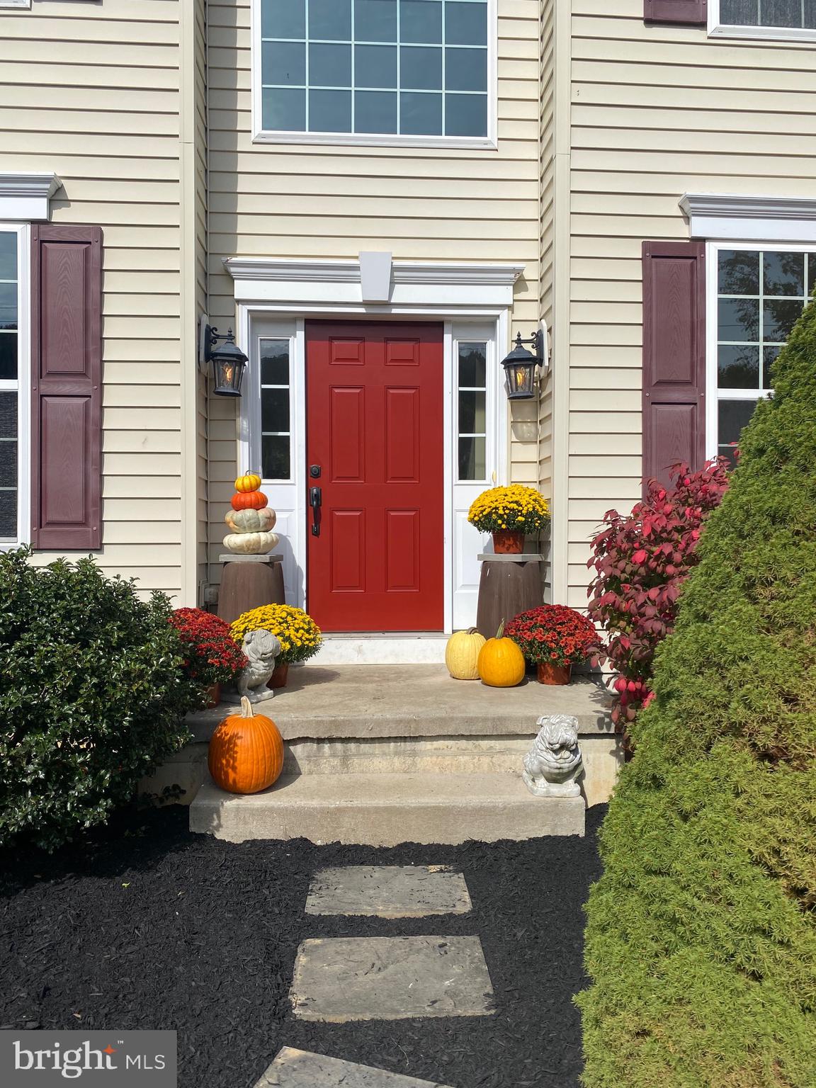 TOWNS EDGE - Residential