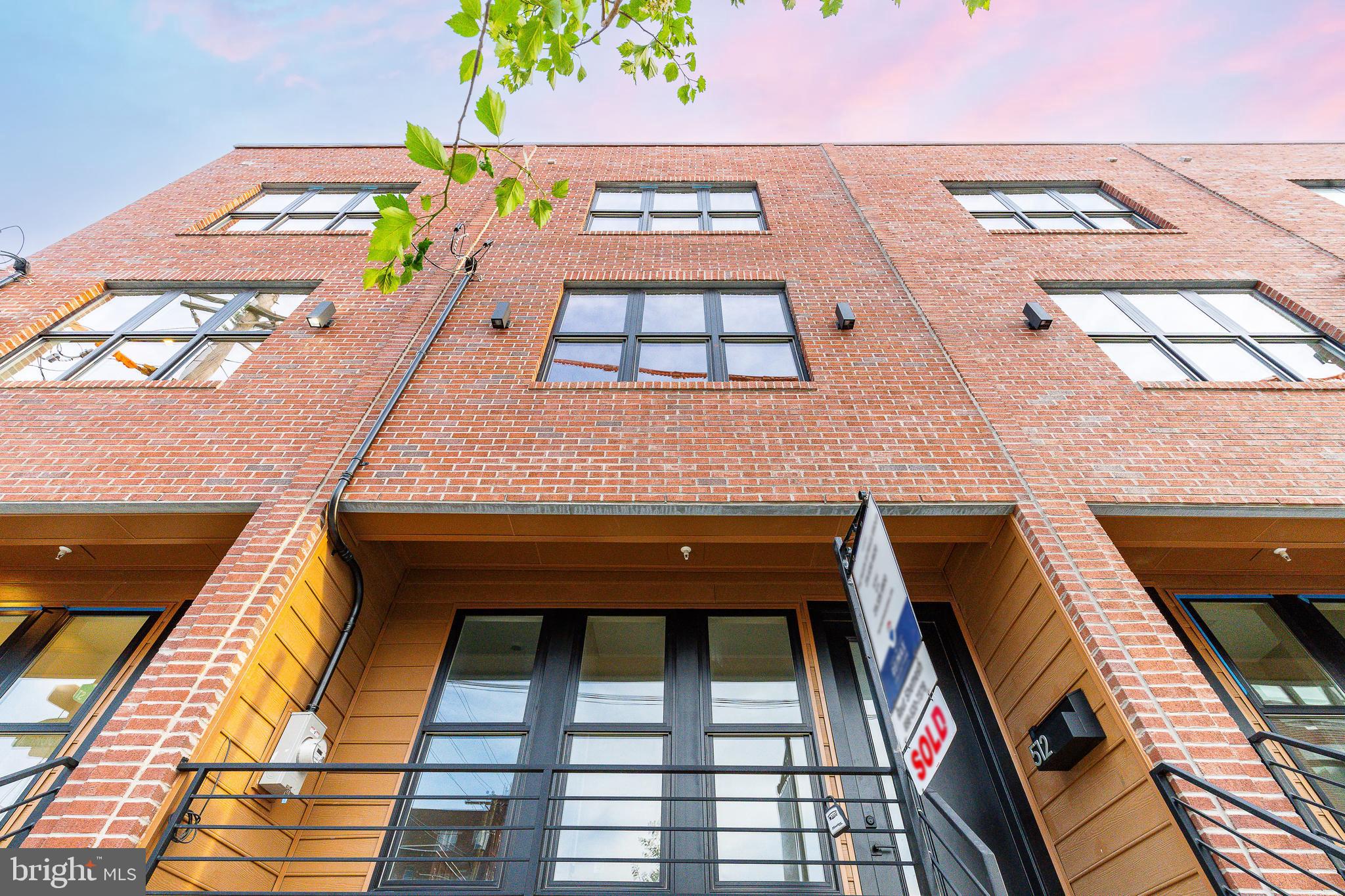 OLDE KENSINGTON - Residential