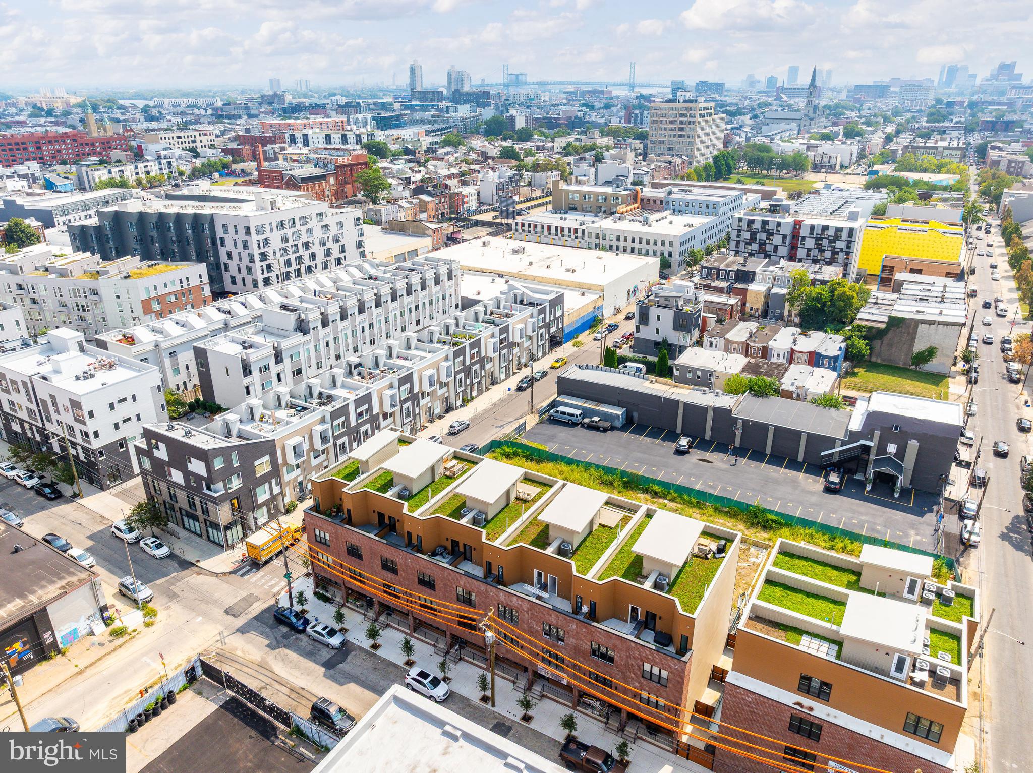 OLDE KENSINGTON - Residential