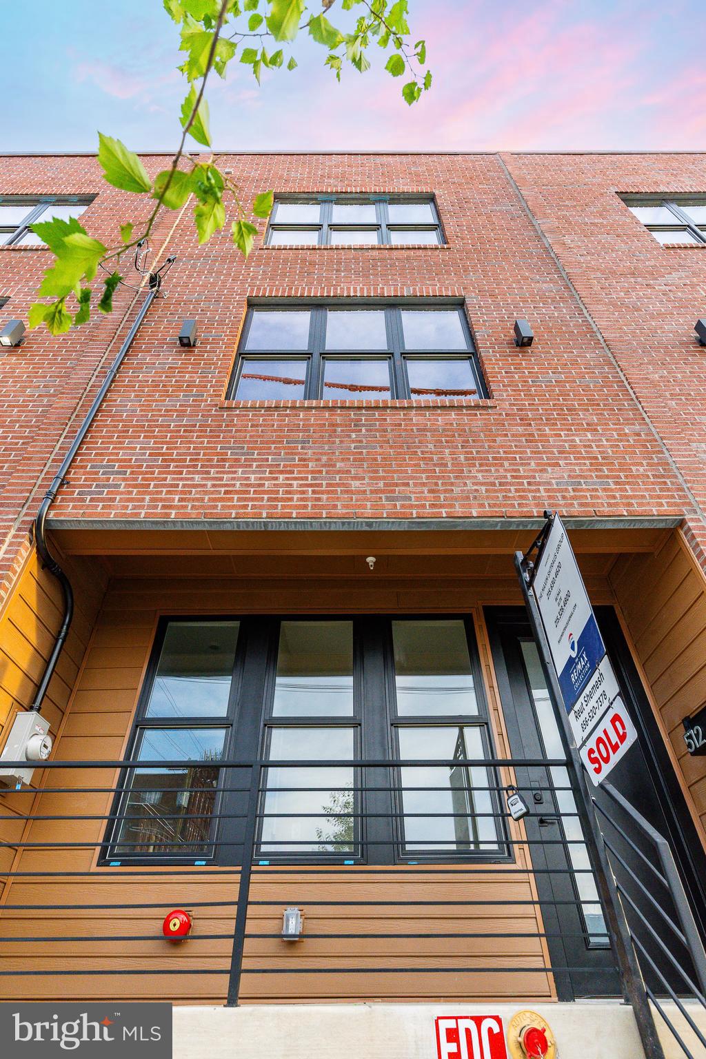 OLDE KENSINGTON - Residential