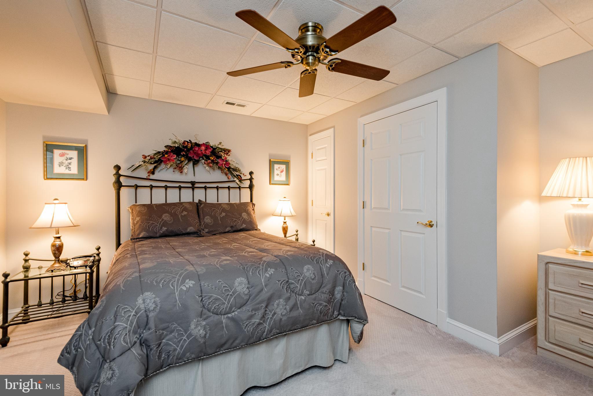 SWANN POINT ESTATES - Residential