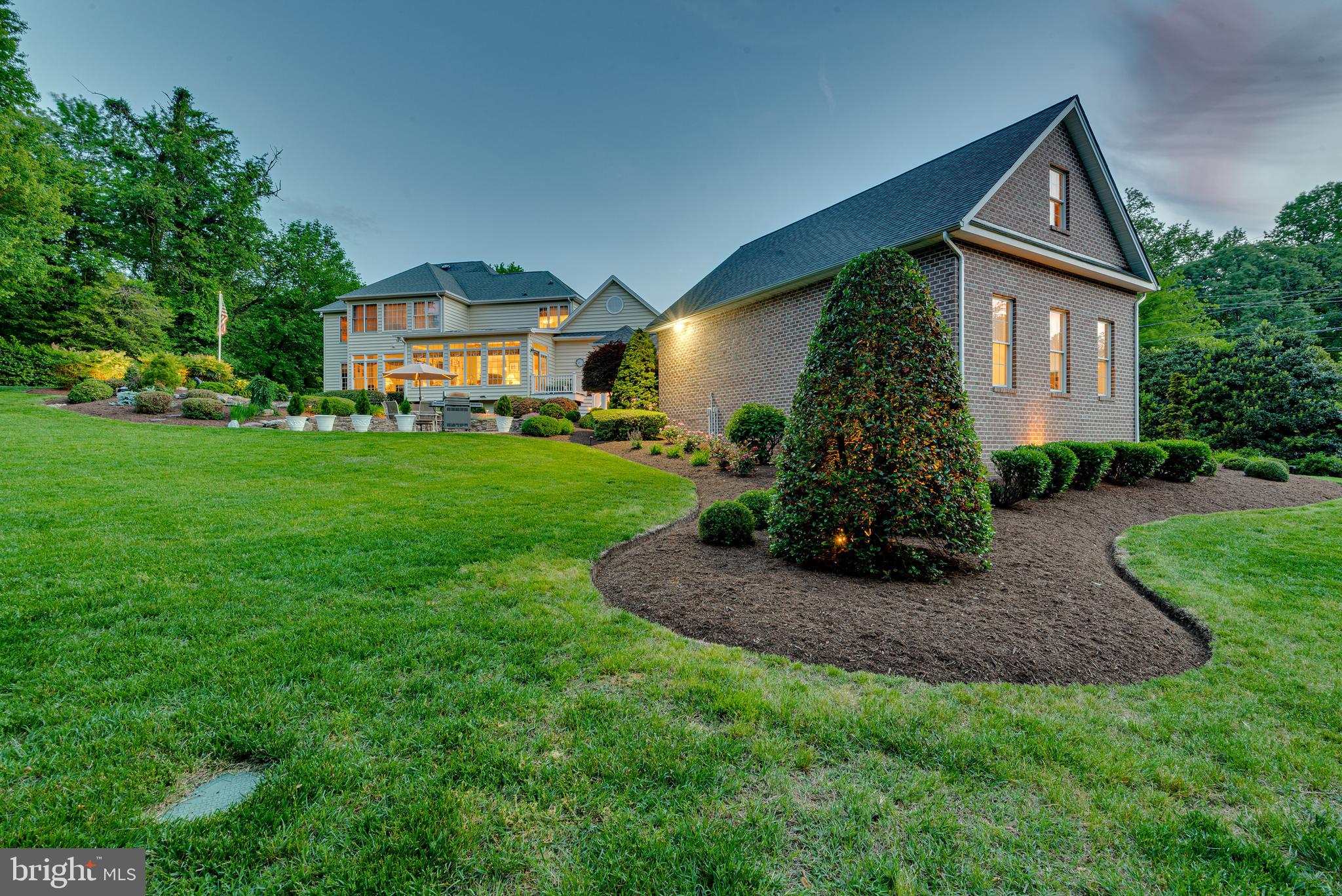 SWANN POINT ESTATES - Residential