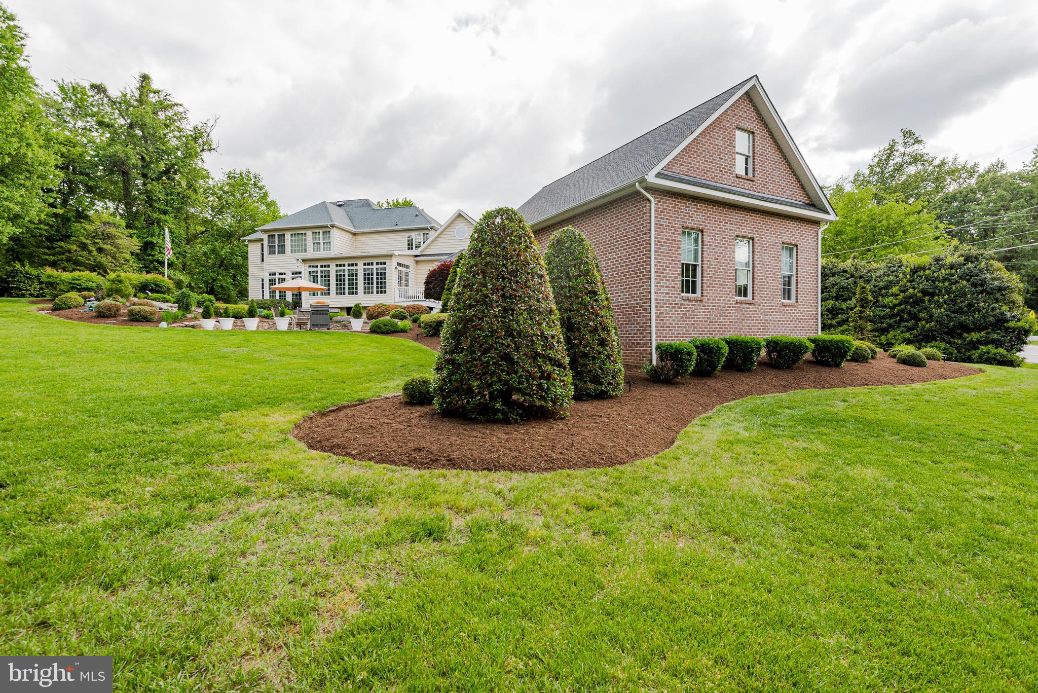 SWANN POINT ESTATES - Residential