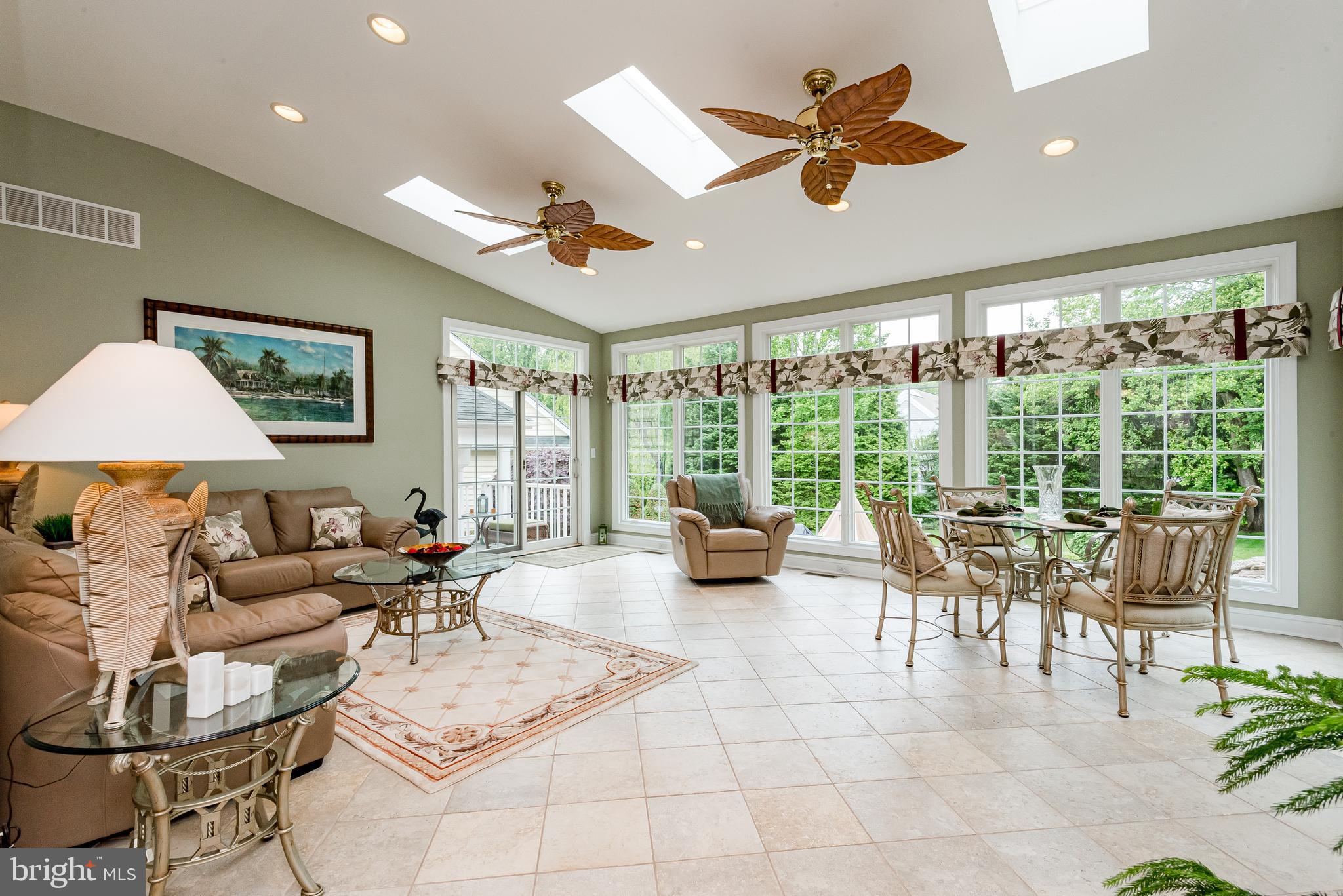 SWANN POINT ESTATES - Residential