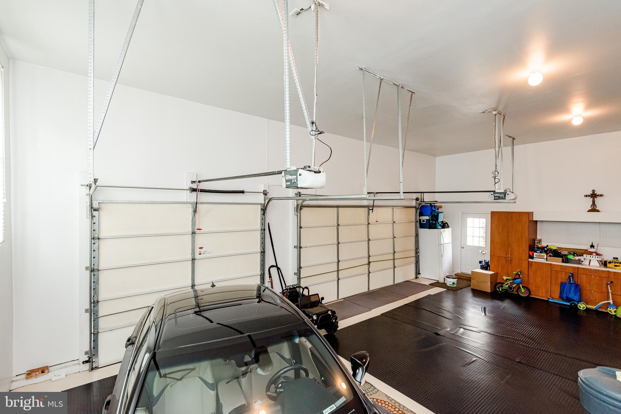 SWANN POINT ESTATES - Residential