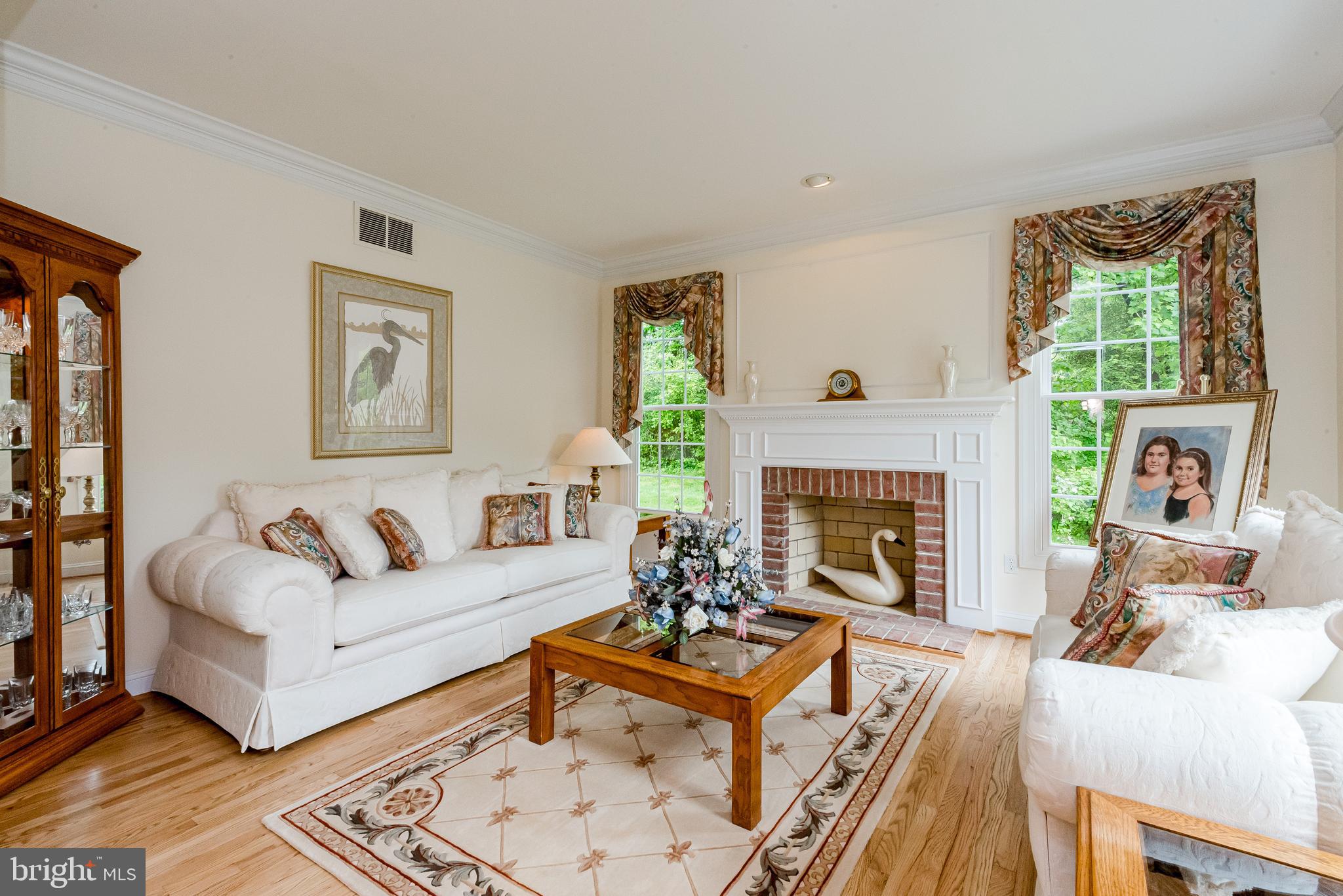 SWANN POINT ESTATES - Residential