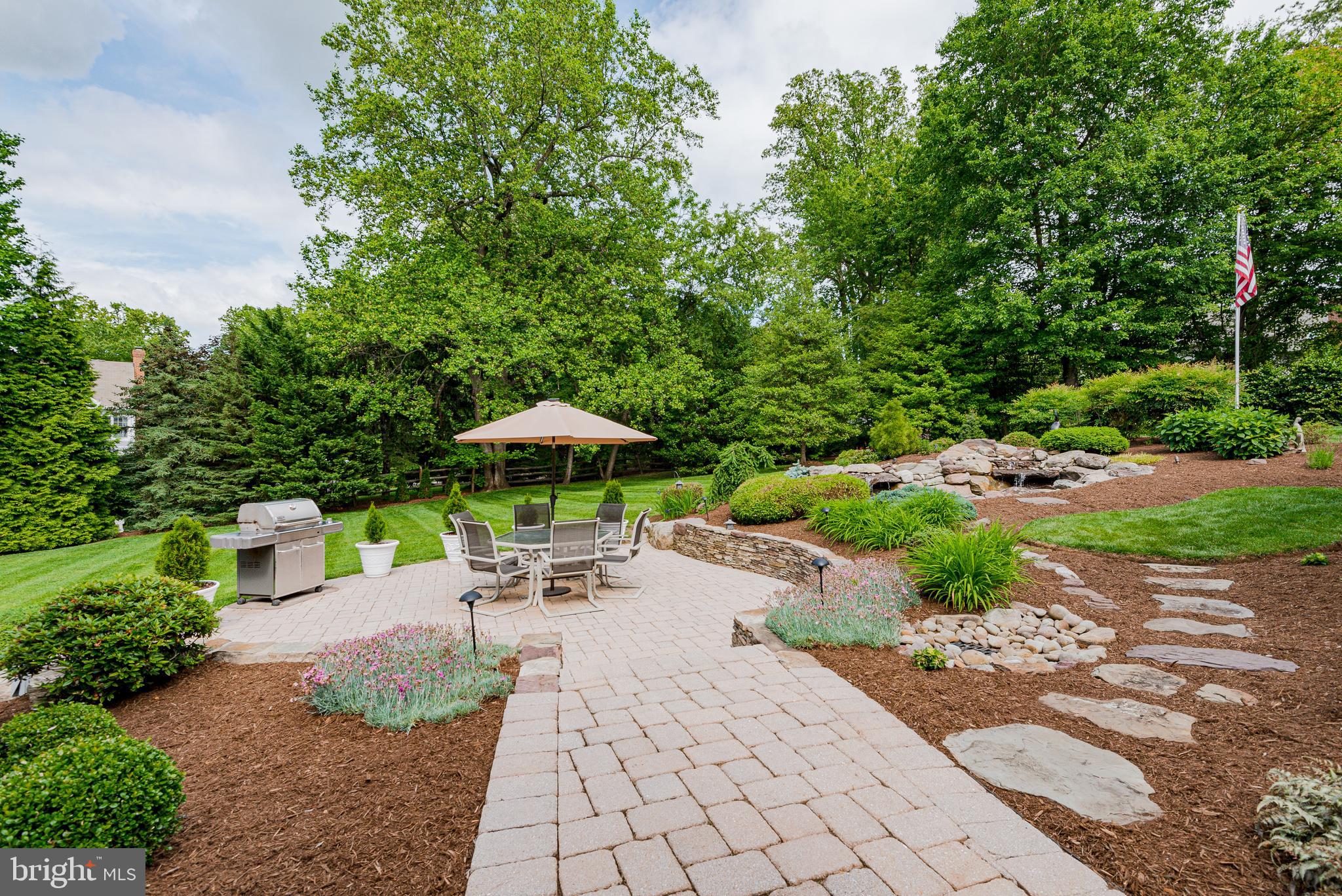 SWANN POINT ESTATES - Residential