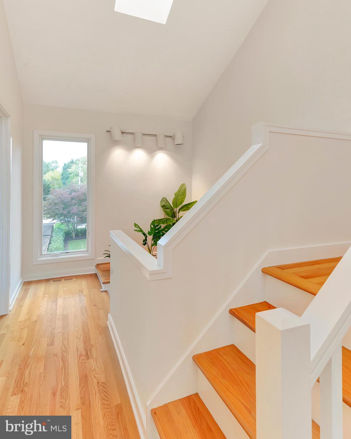 CHESAPEAKE LANDING - Residential